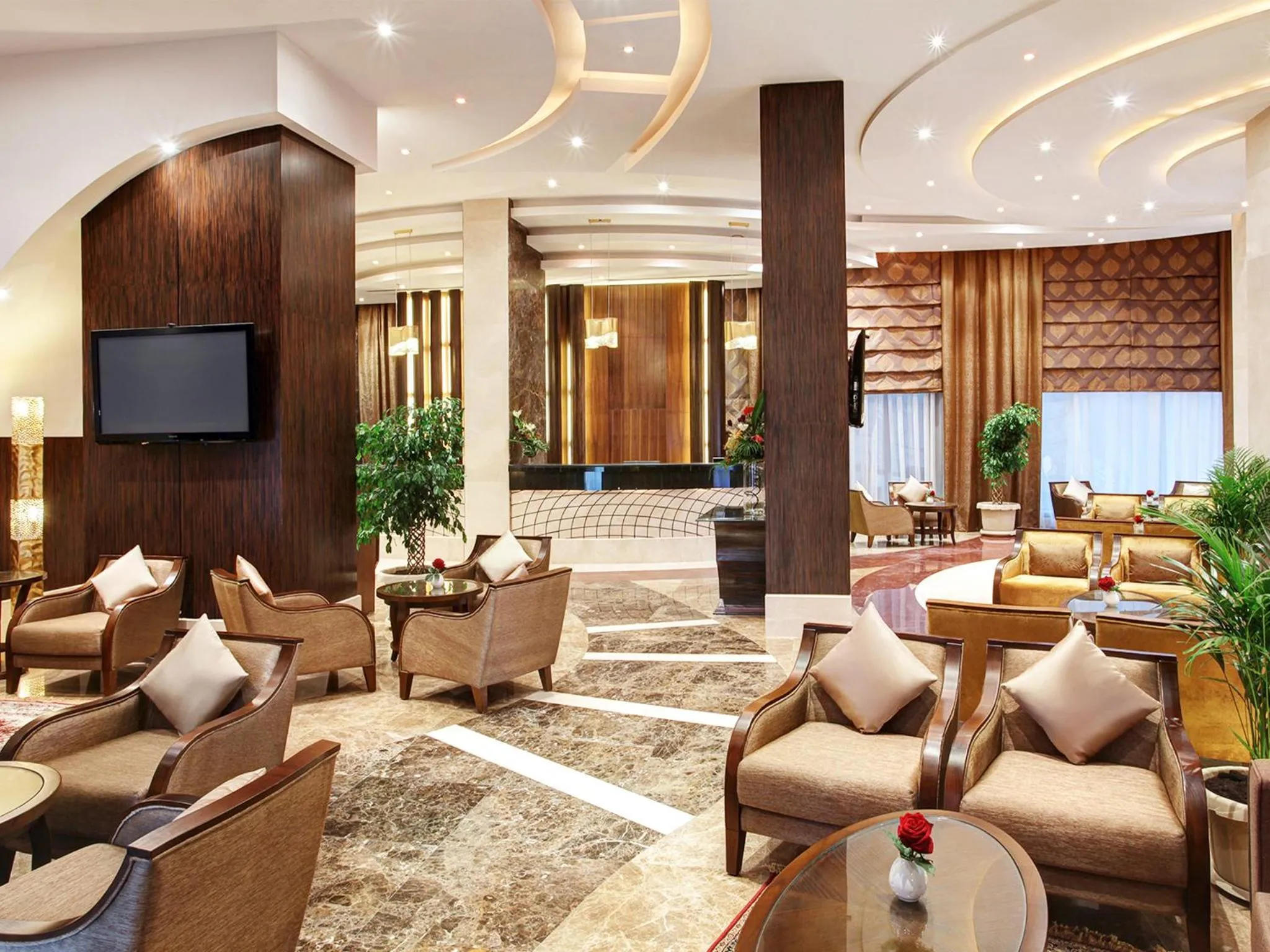 Communal lounge/ TV room in Elaf Kinda Hotel