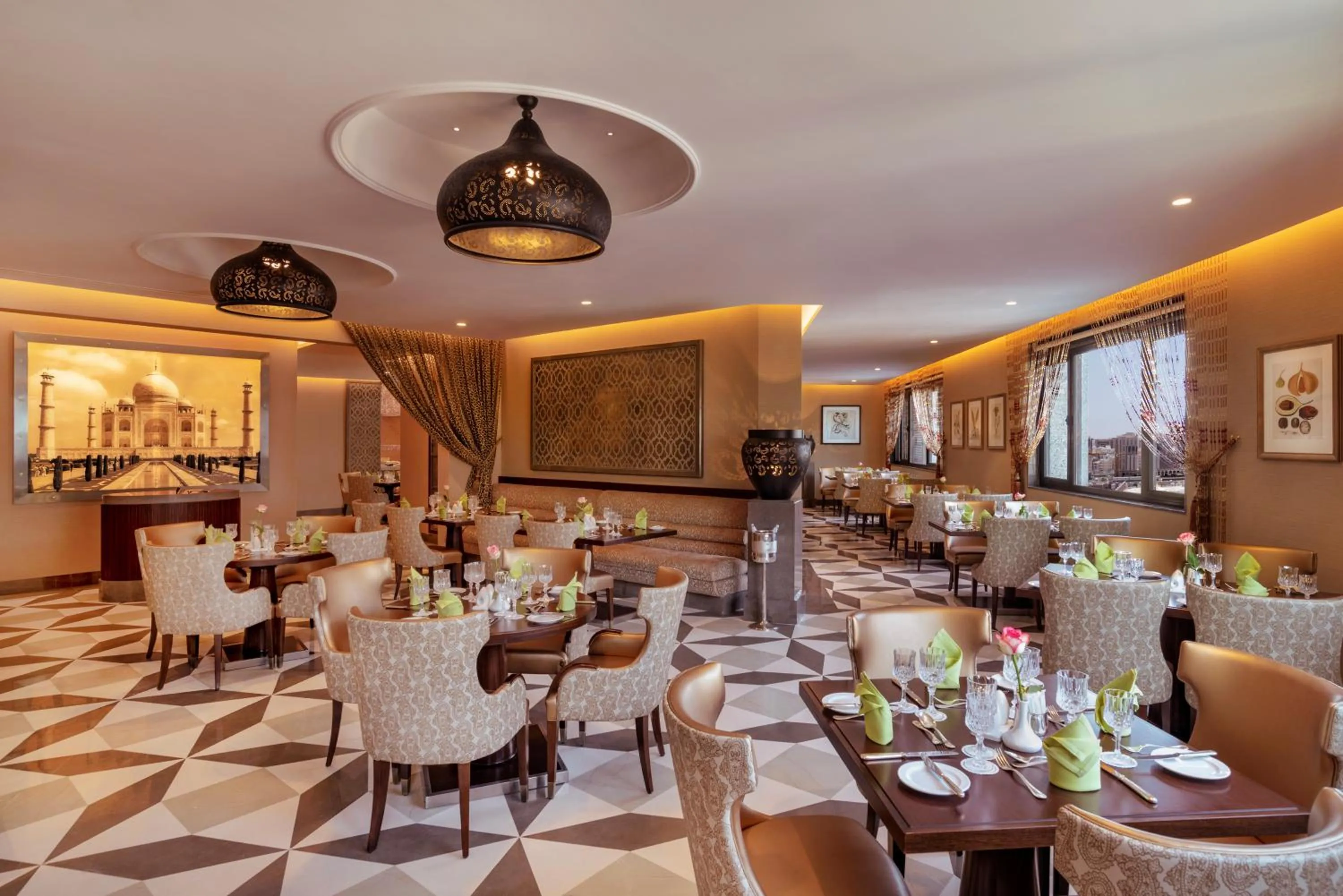 Restaurant/places to eat in The Oberoi Madina المدينة أوبروي