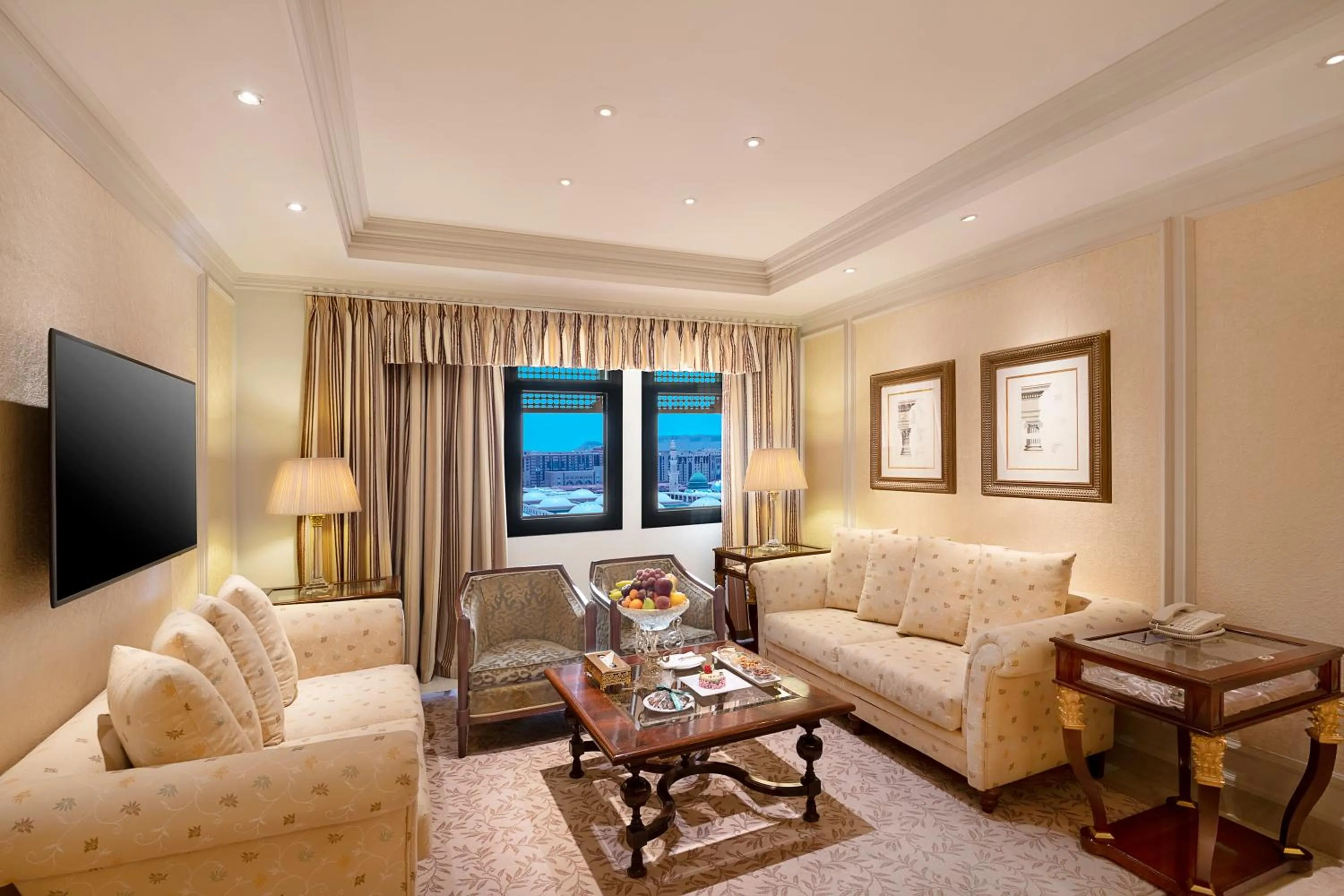 Seating area in The Oberoi Madina المدينة أوبروي