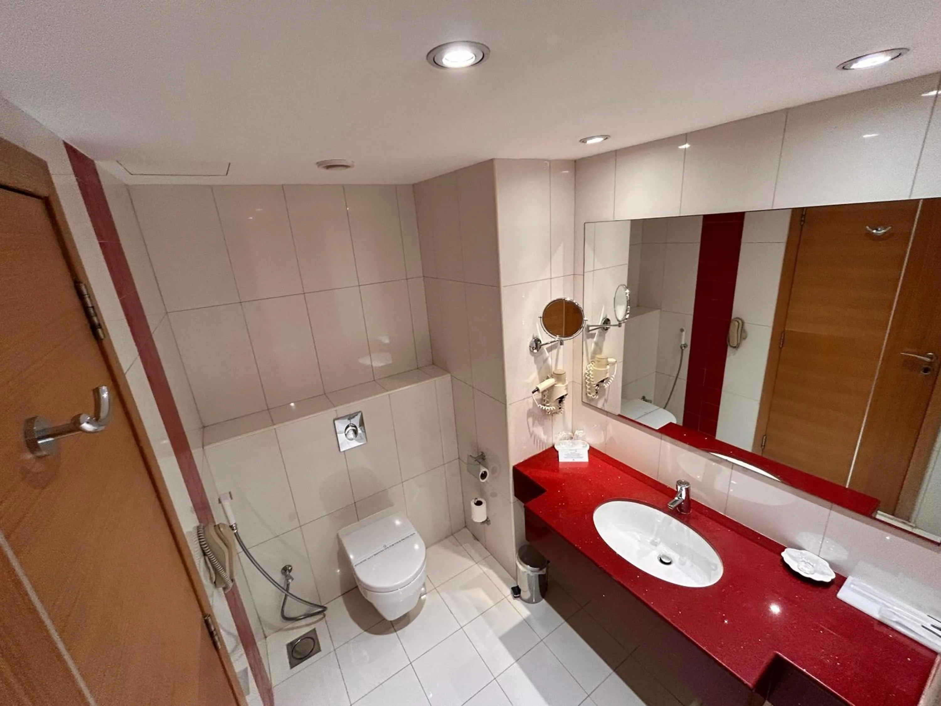 Bathroom in Golden Tulip Muscat