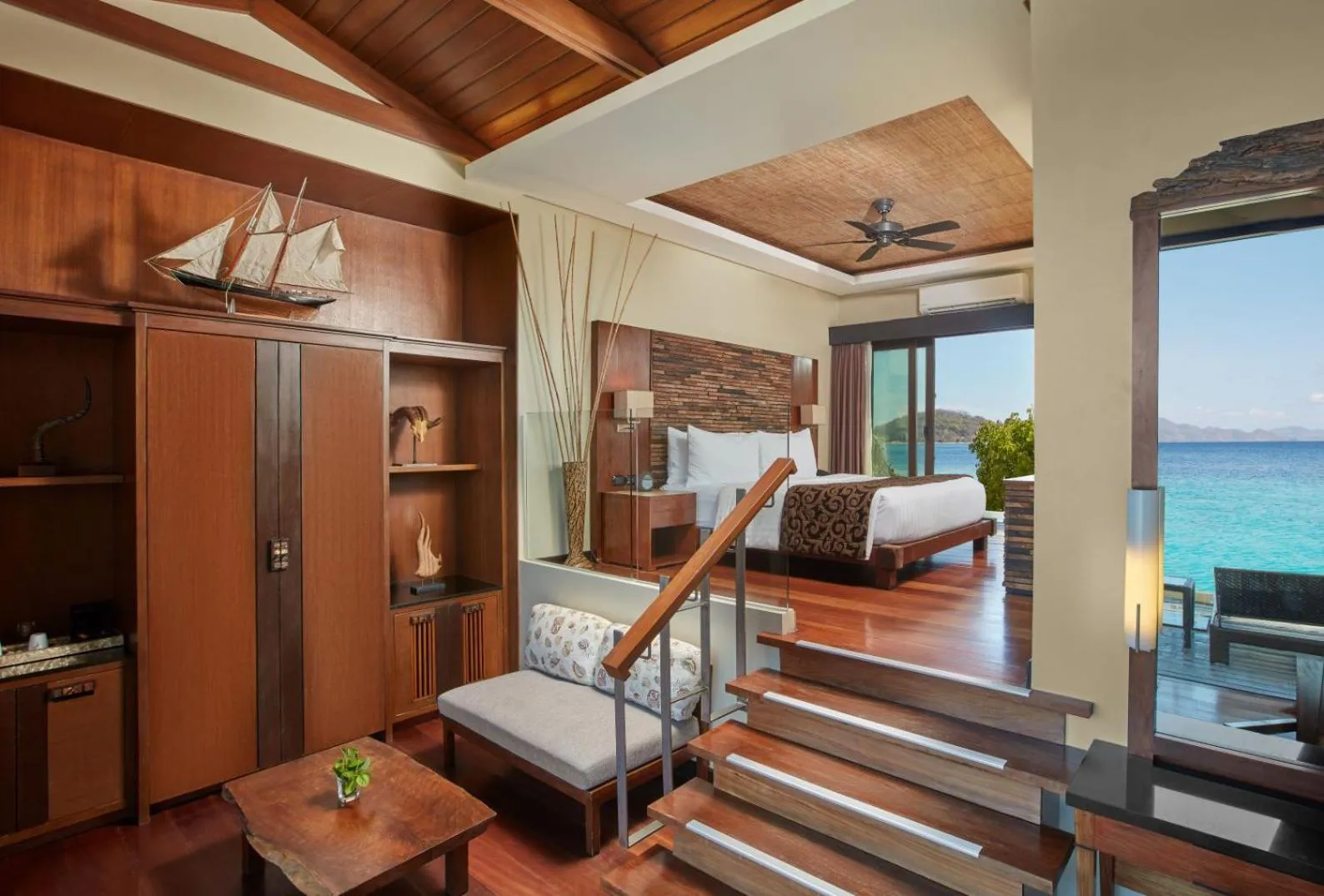 Bed in Two Seasons Coron Island Resort