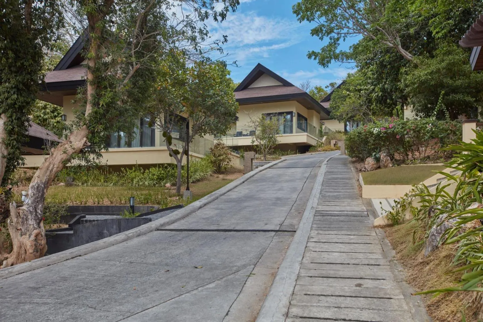 Facade/entrance in Two Seasons Coron Island Resort