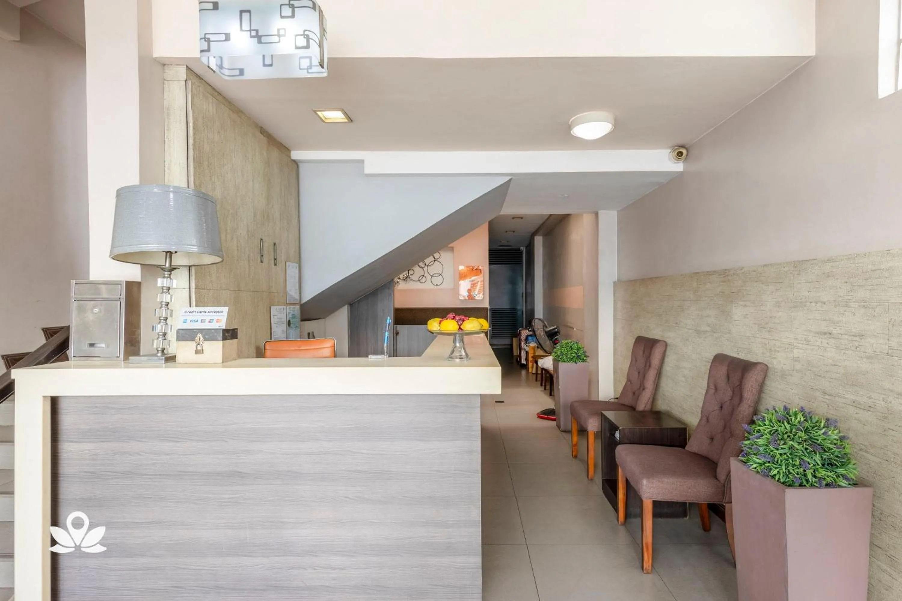 Lobby or reception in Lorenzzo Suites Hotel Makati