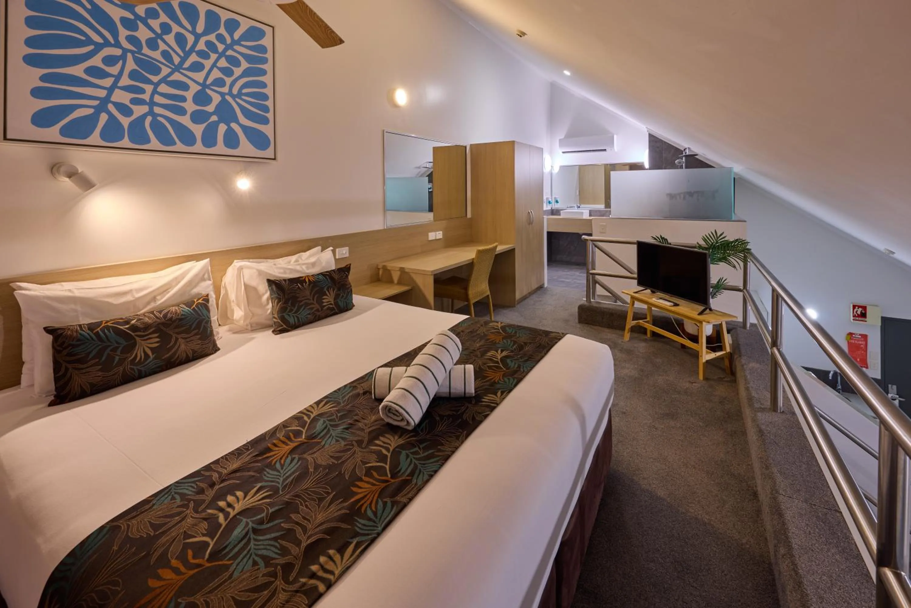 Bed in Castaways Resort & Spa On Mission Beach