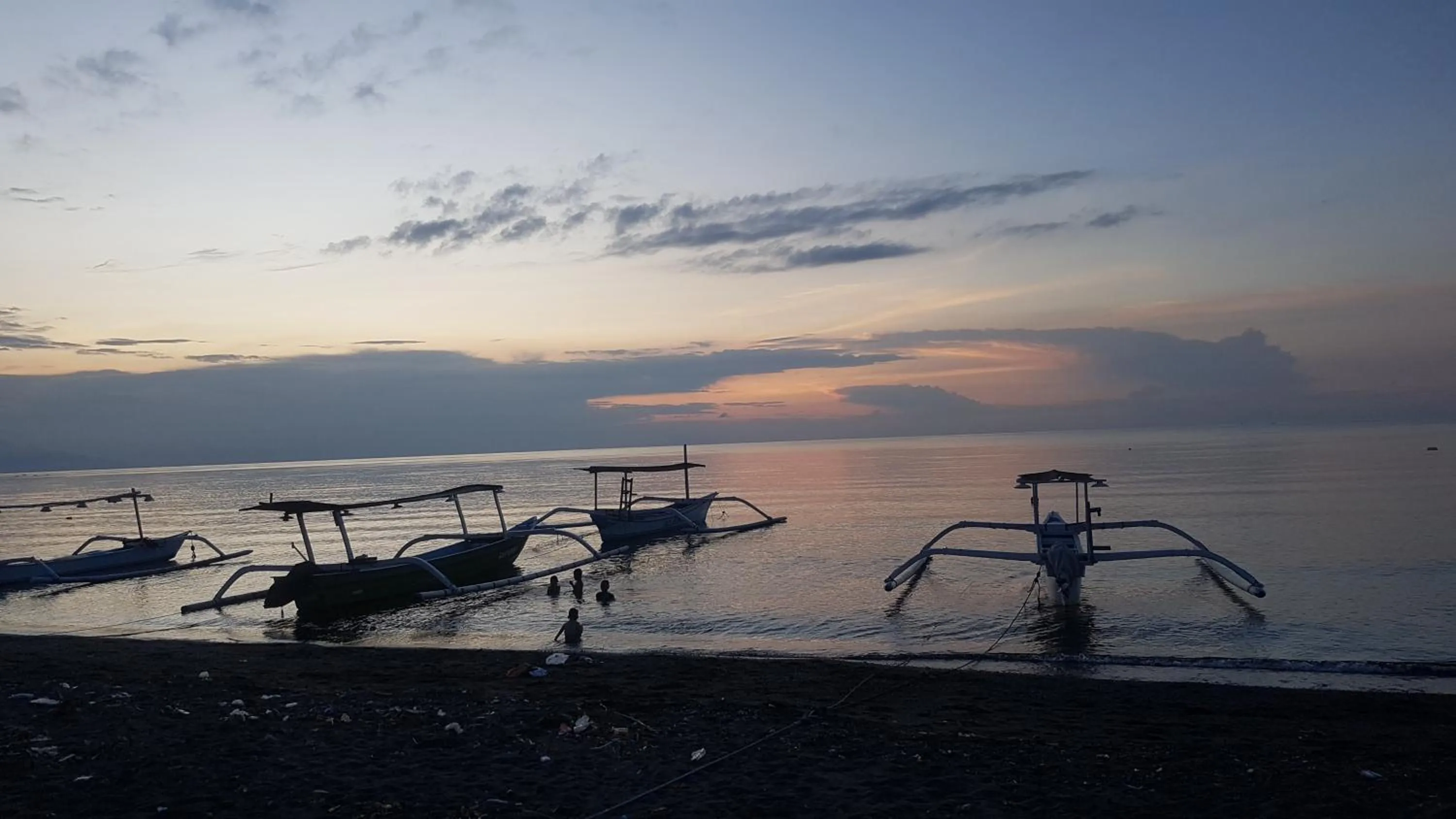 Puri Mandhara Lovina