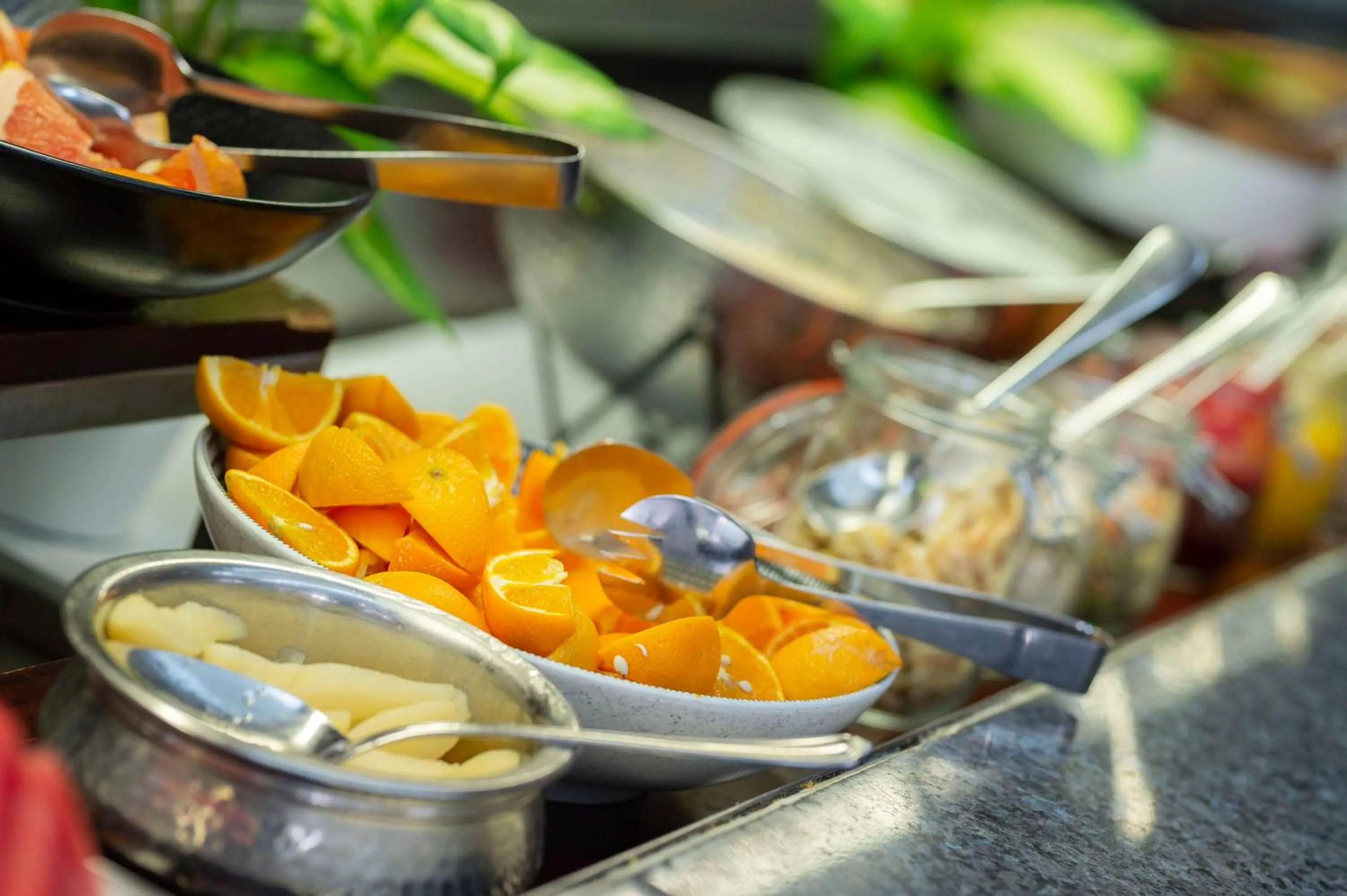Breakfast in Rydges Esplanade Resort Cairns