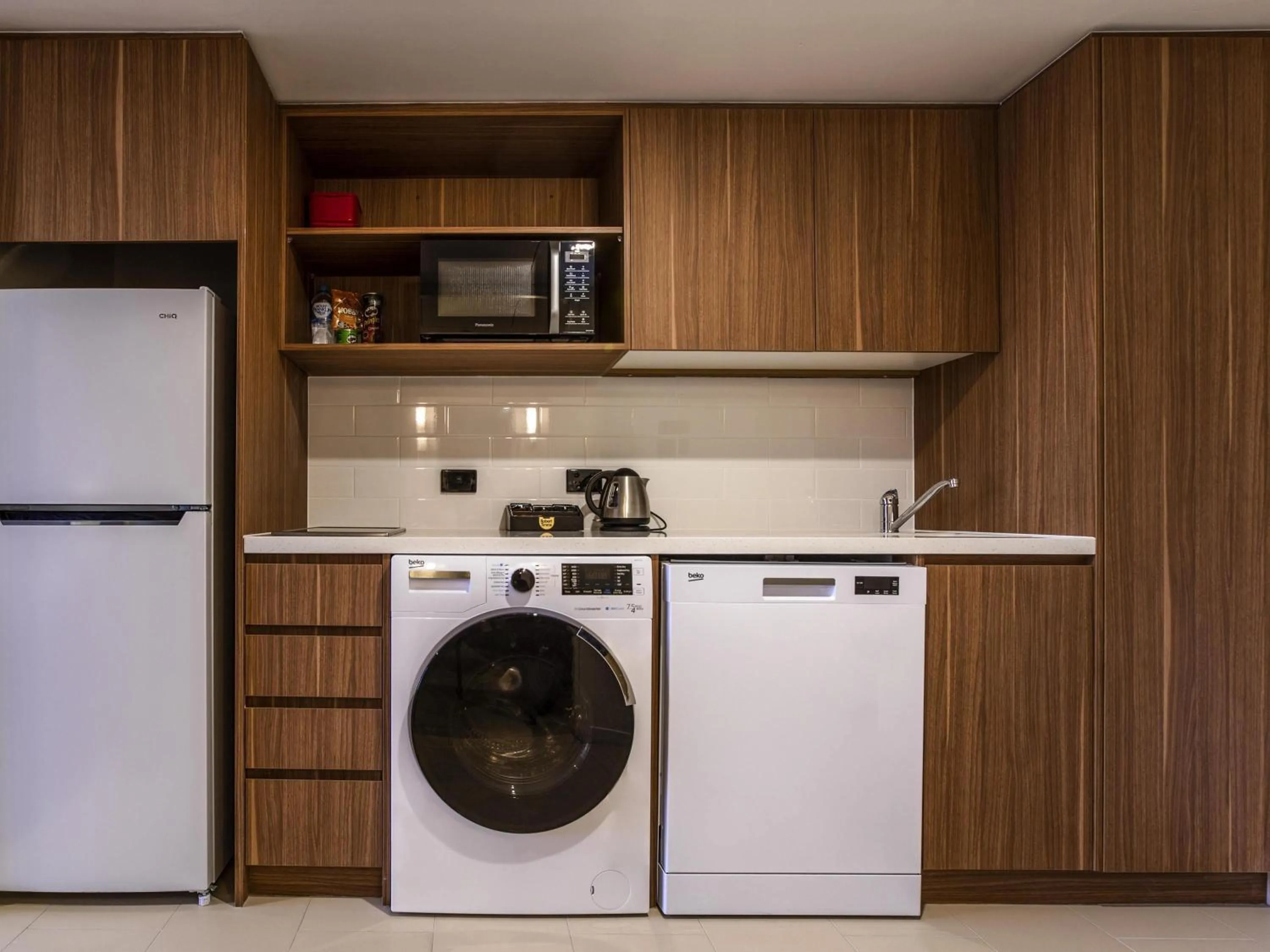 Bedroom in Mantra Gladstone