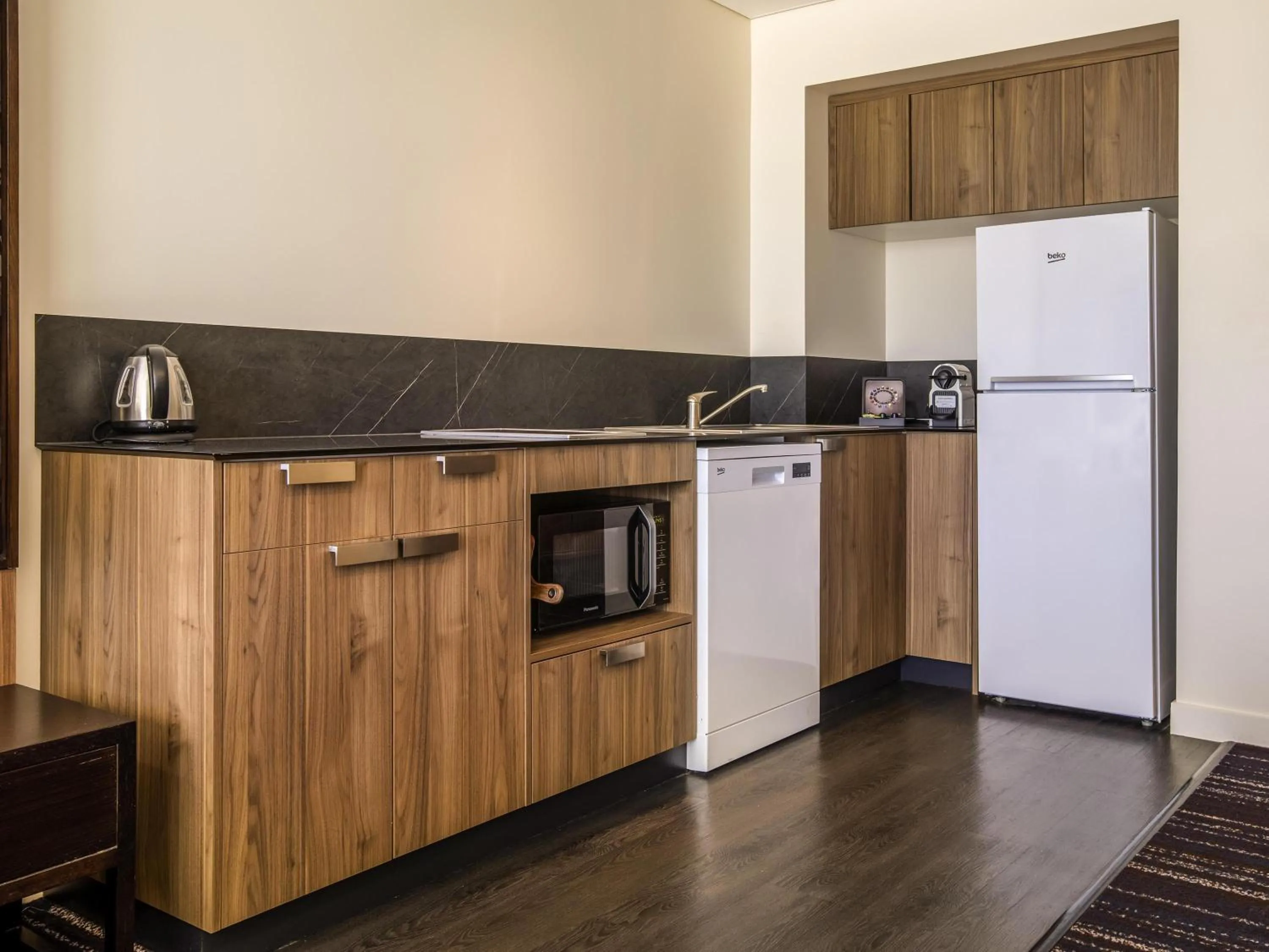 Bedroom in Mantra Gladstone