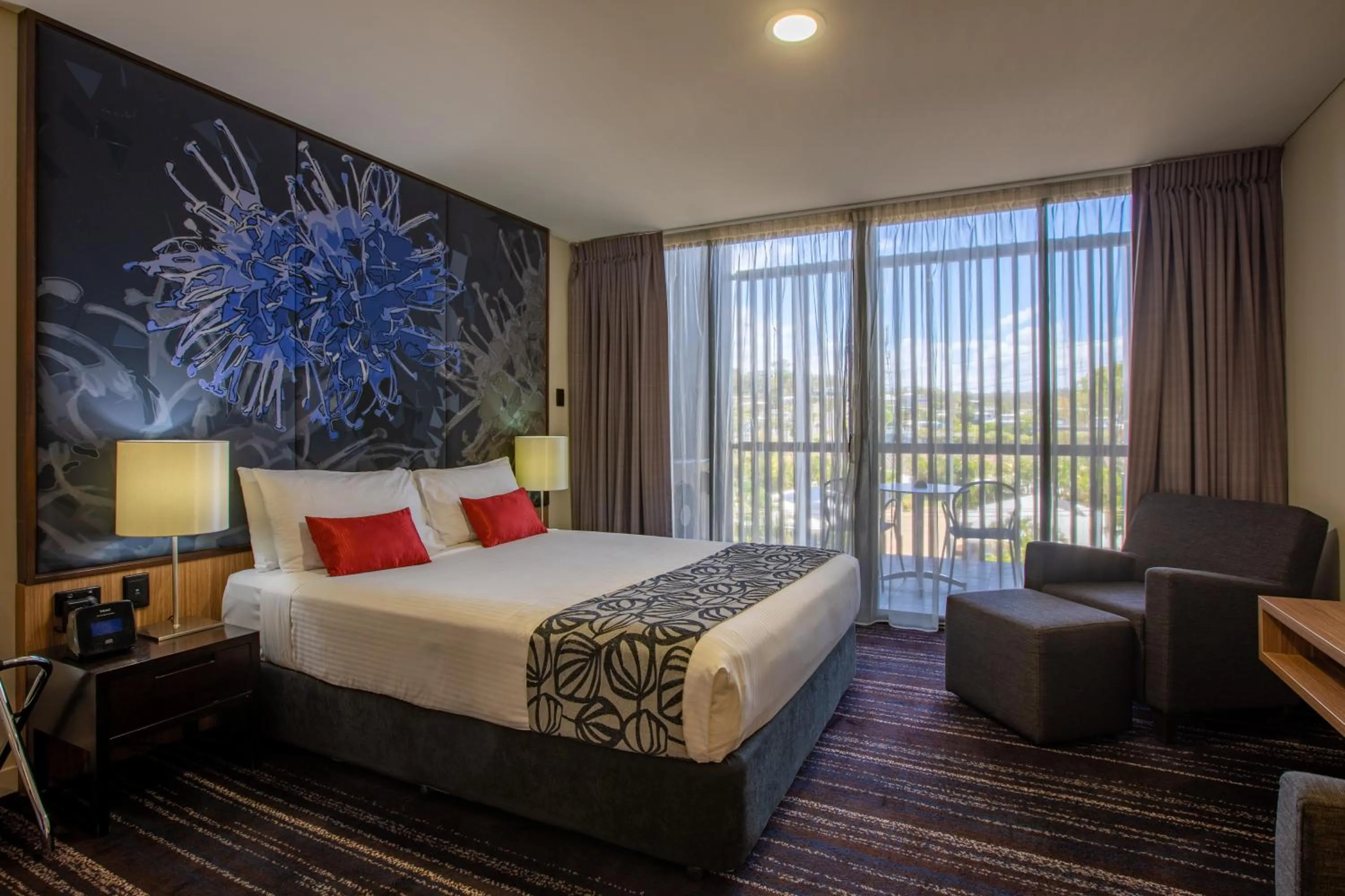 Balcony/Terrace, Bed in Mantra Gladstone