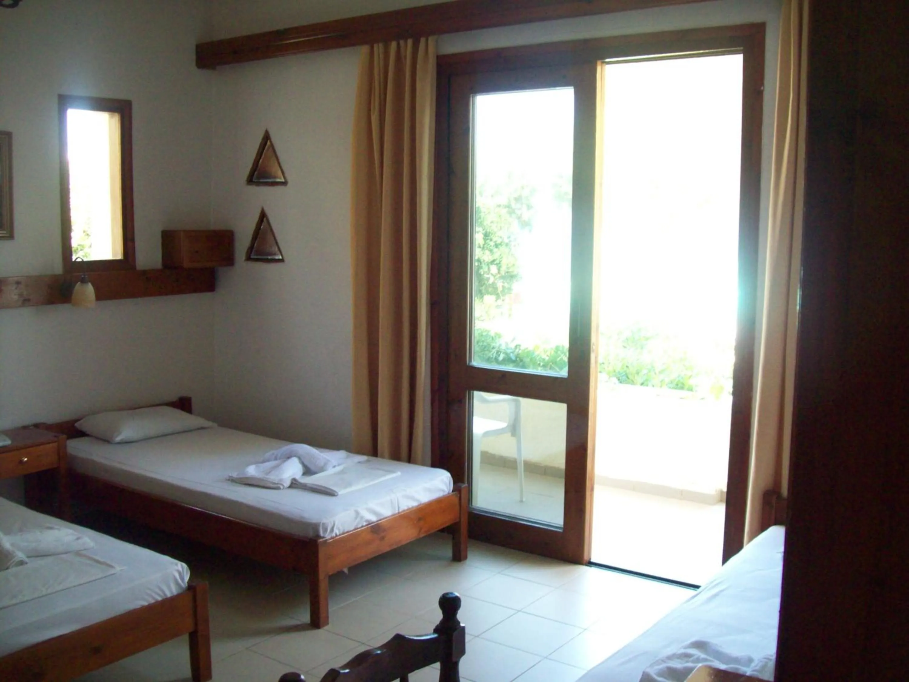 Bed in Kato Stalos Beach