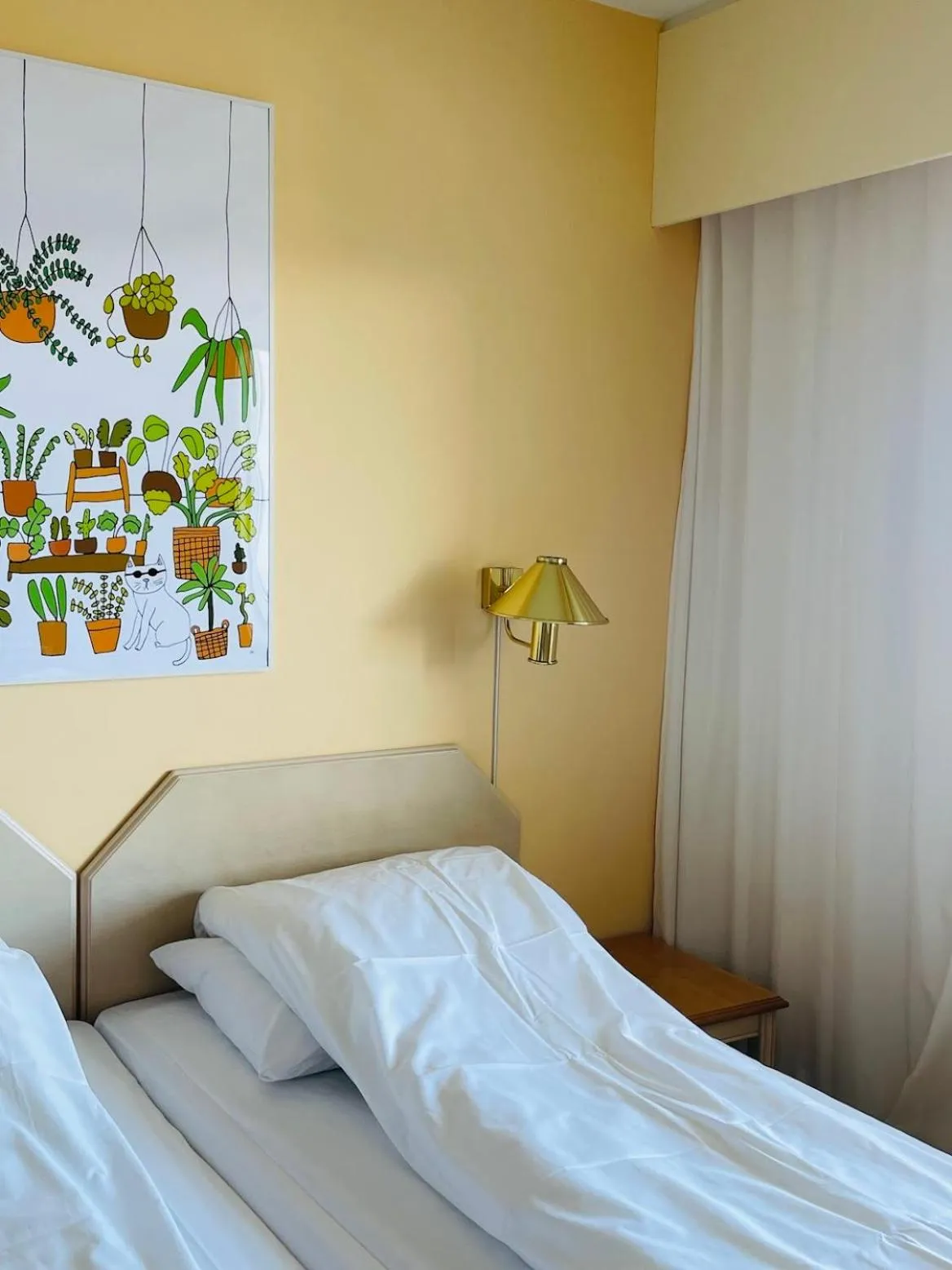 Bed in Balestrand Hotel