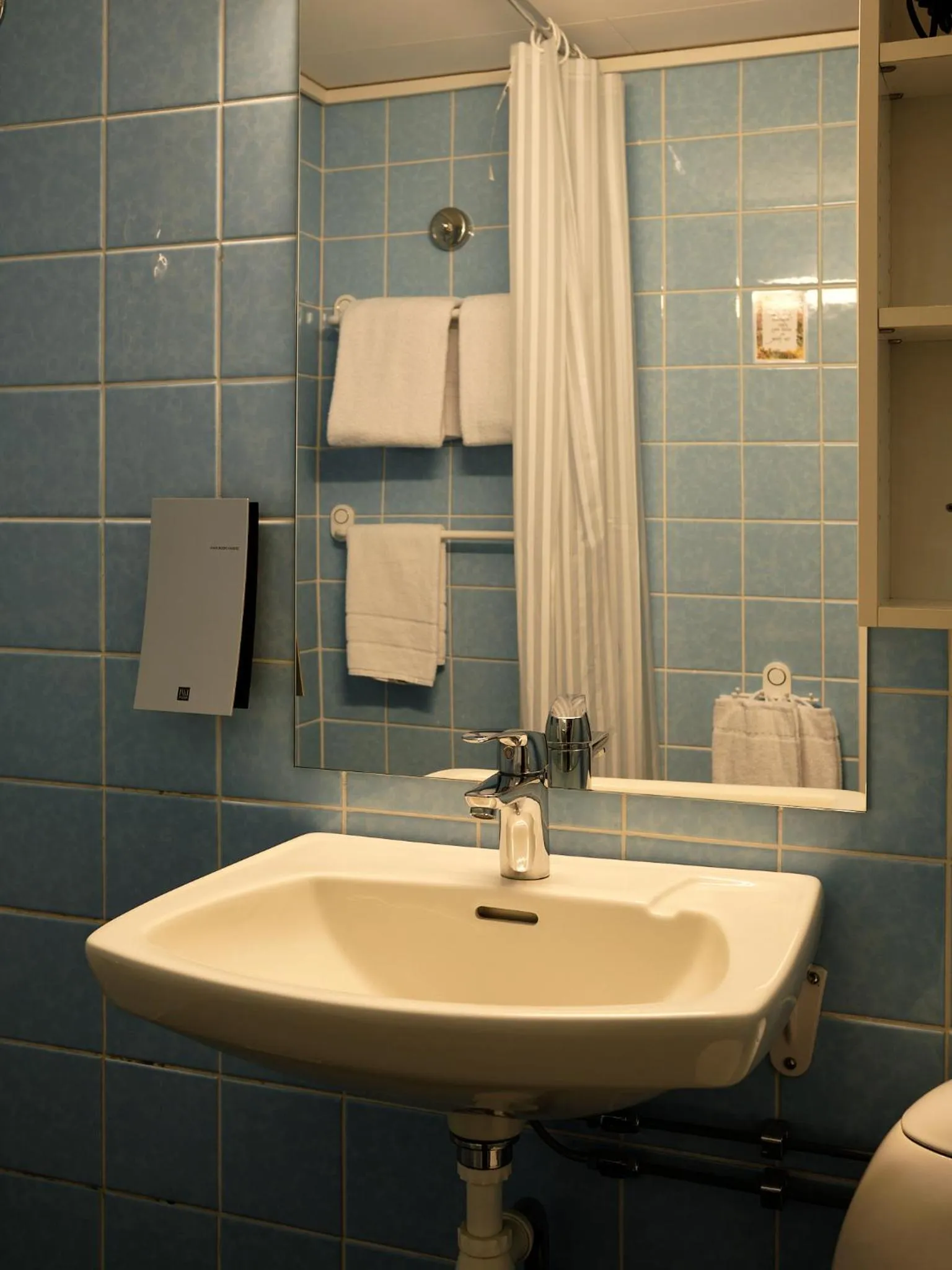 Bathroom in Balestrand Hotel