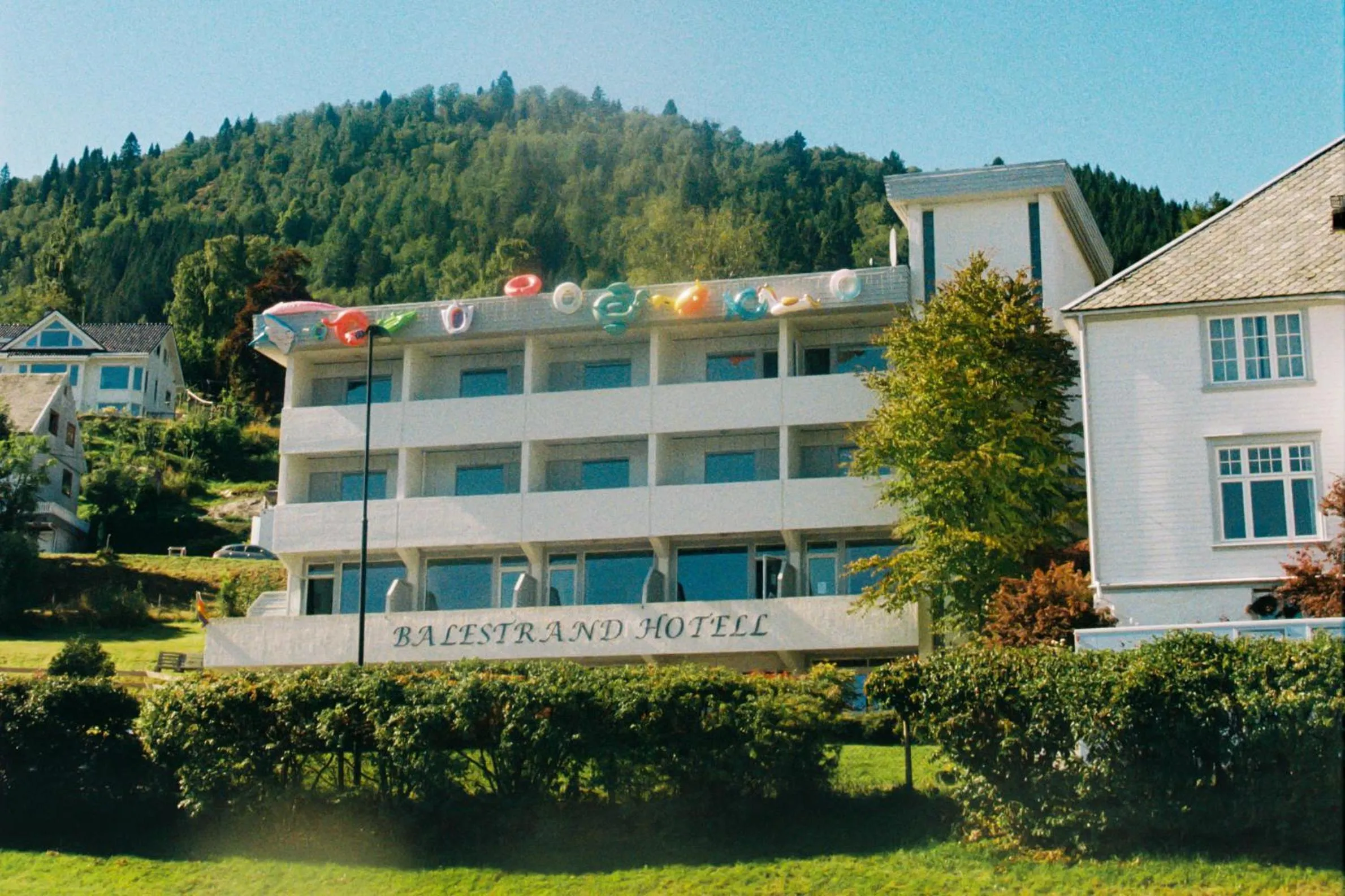Property building in Balestrand Hotel