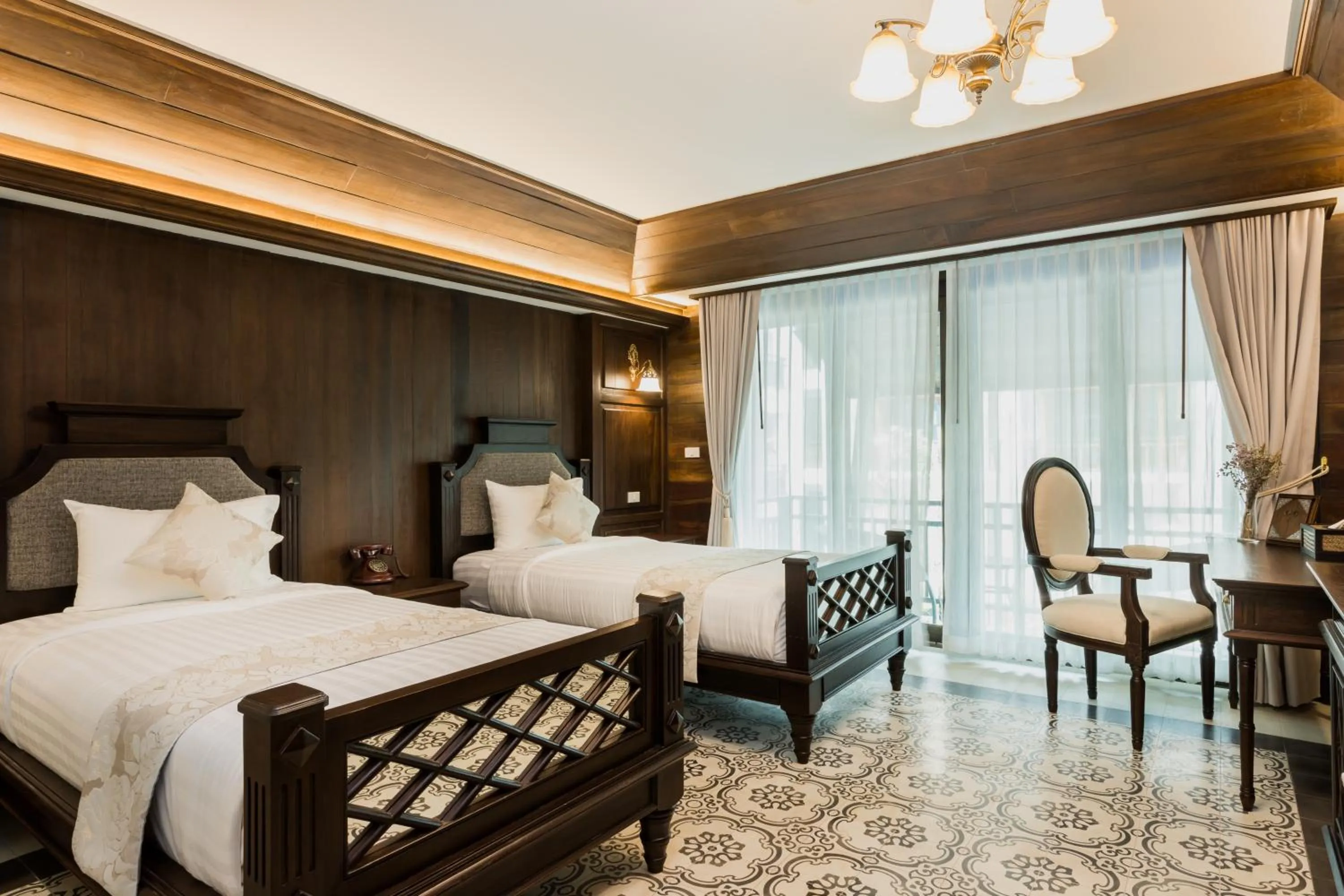 Photo of the whole room in Nampiangdin Boutique Hotel