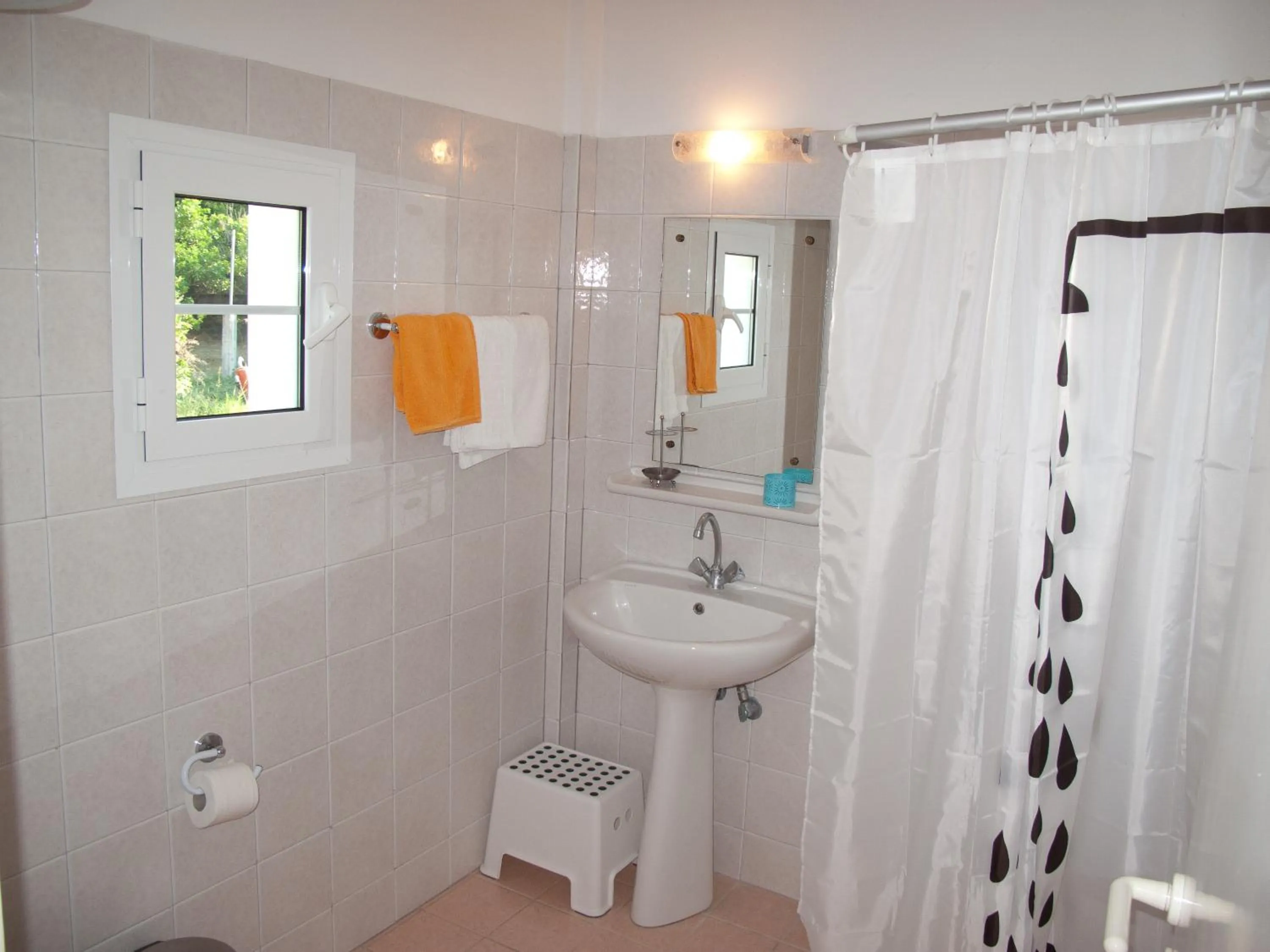 Bathroom in Inglessata Rose