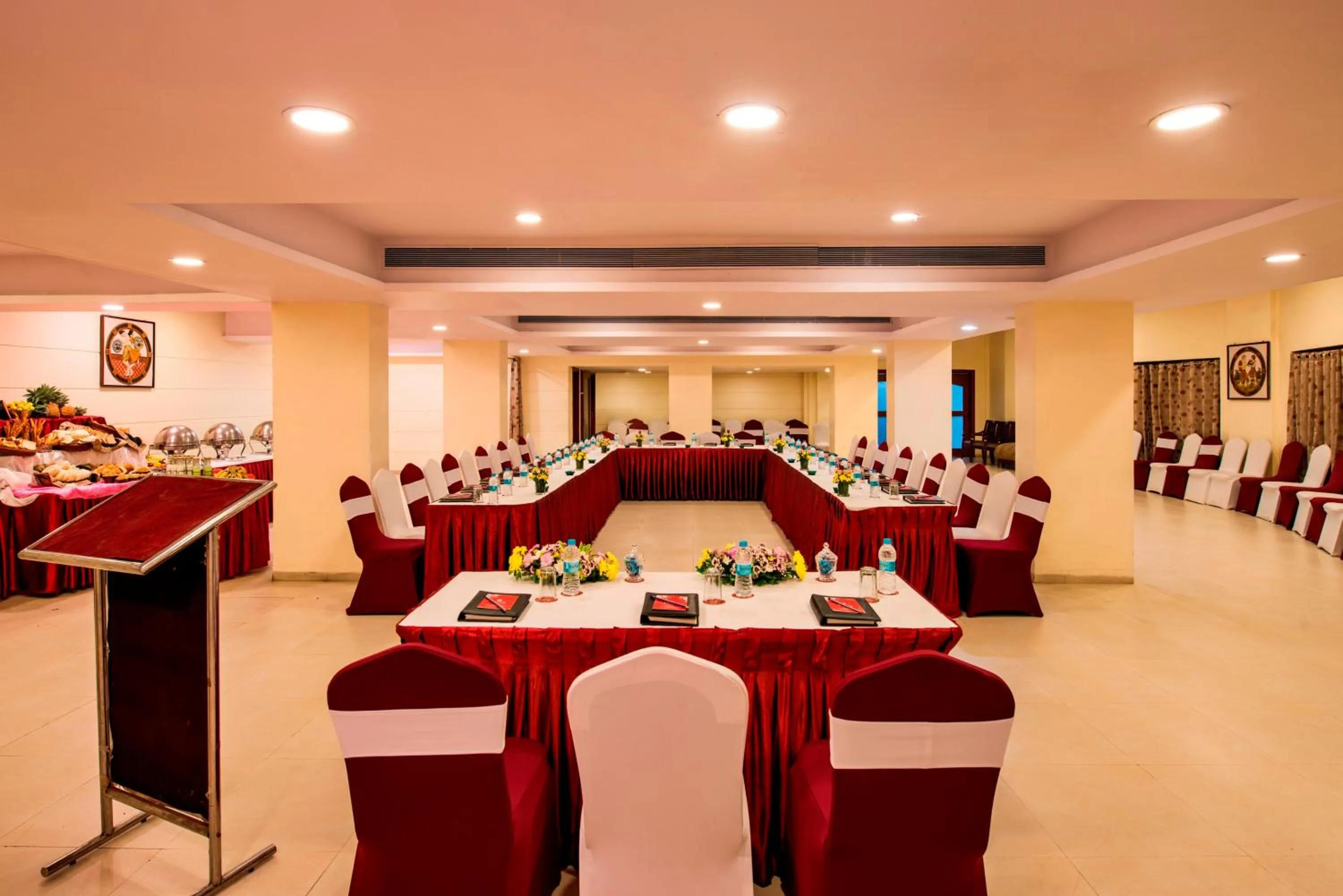 Business facilities in Lords Inn Vadodara