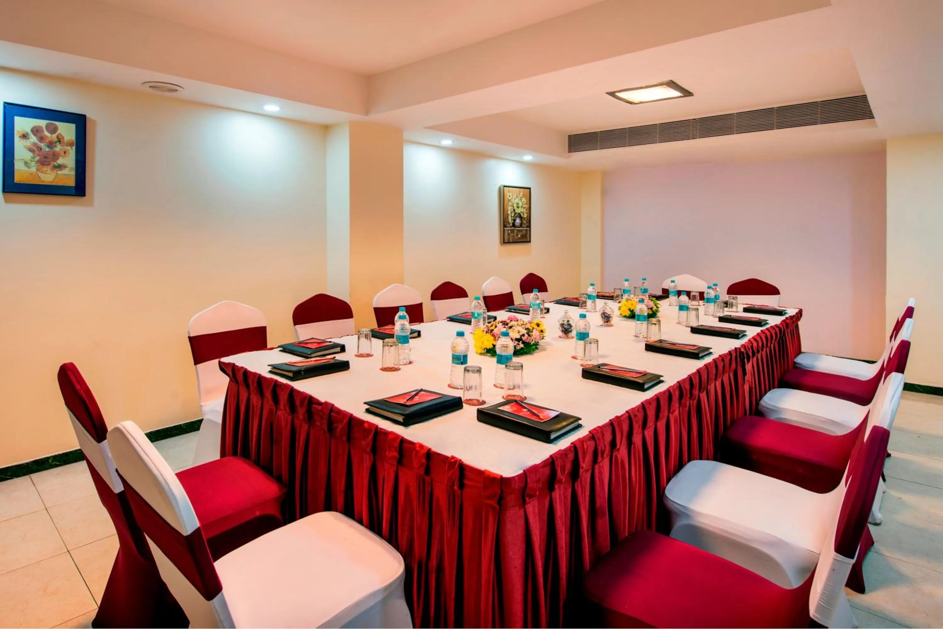 Meeting/conference room in Lords Inn Vadodara