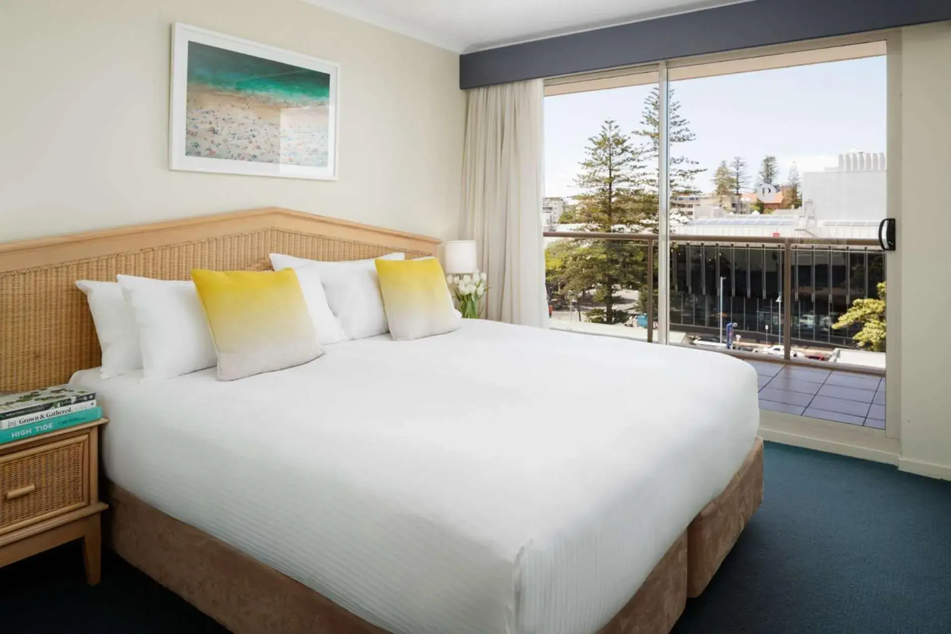 Two-Bedroom Apartment in Rydges Hotel Port Macquarie Two-Bedroom Apartment in Rydges Hotel Port Macquarie