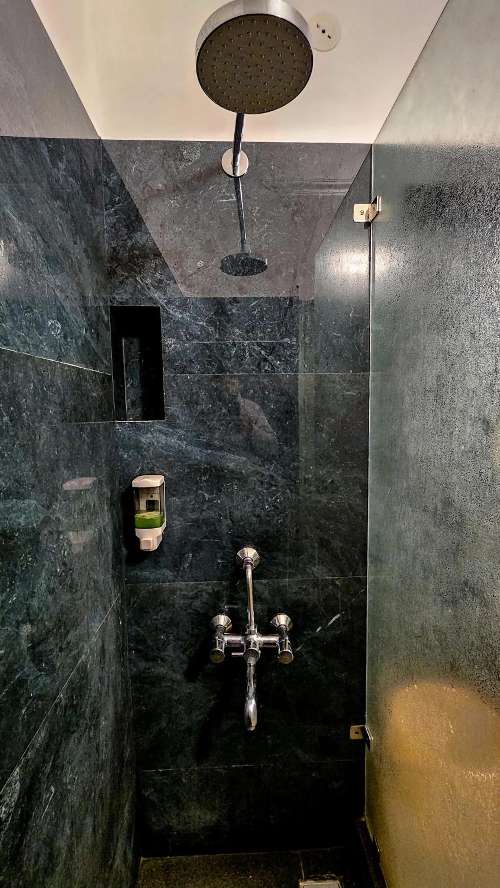 Shower in Prakash Kutir B&B