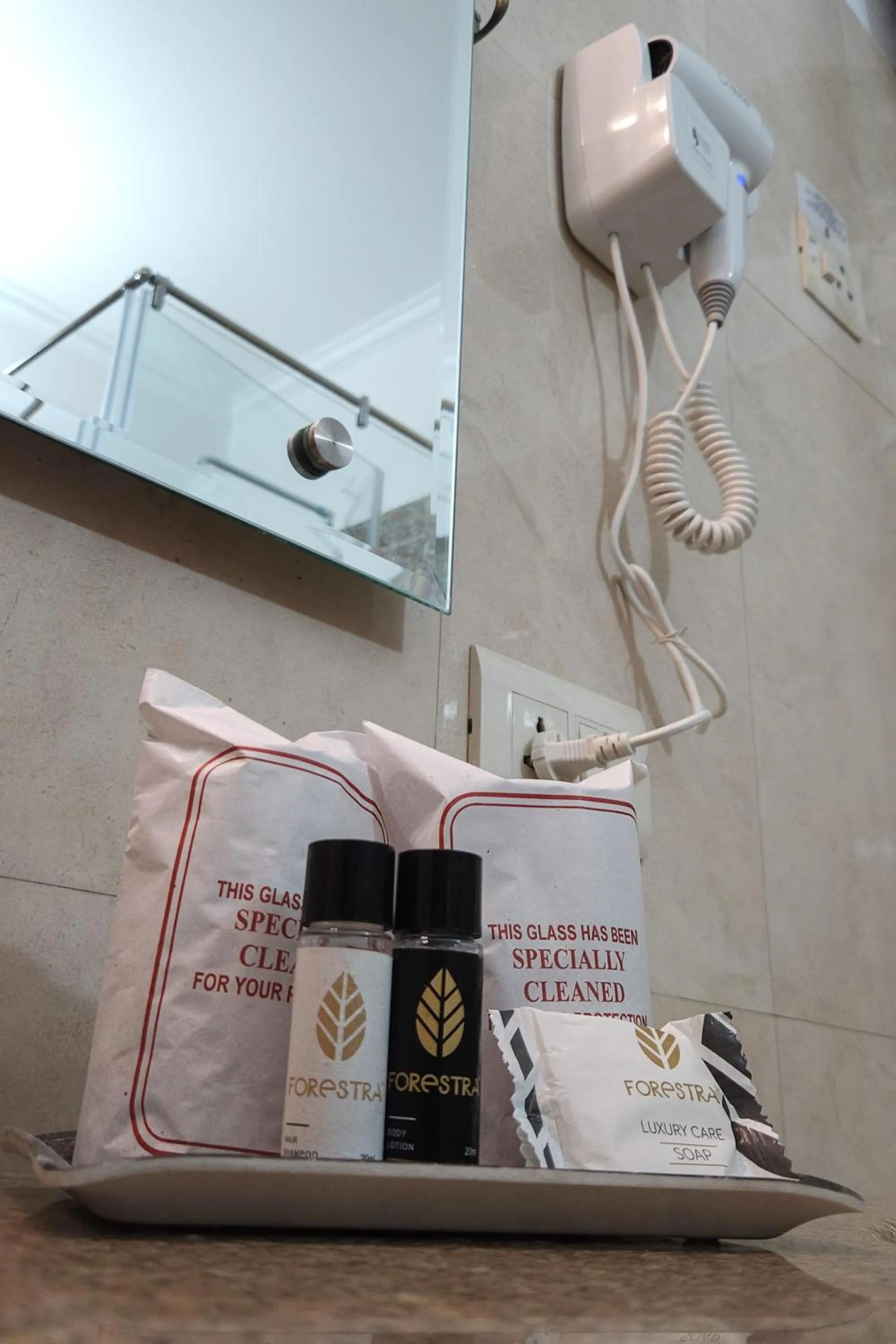 Toilet in Prakash Kutir B&B