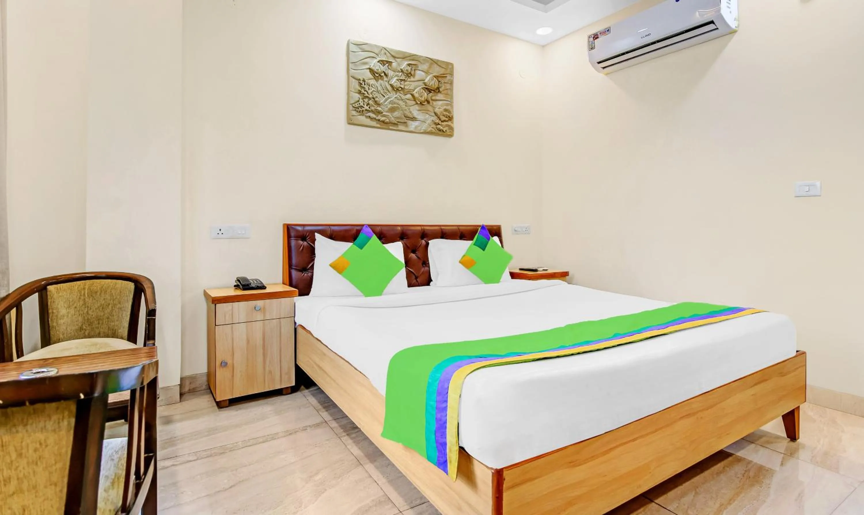 Bedroom, Bed in Treebo Sai Village Gold Souk - Sec 43