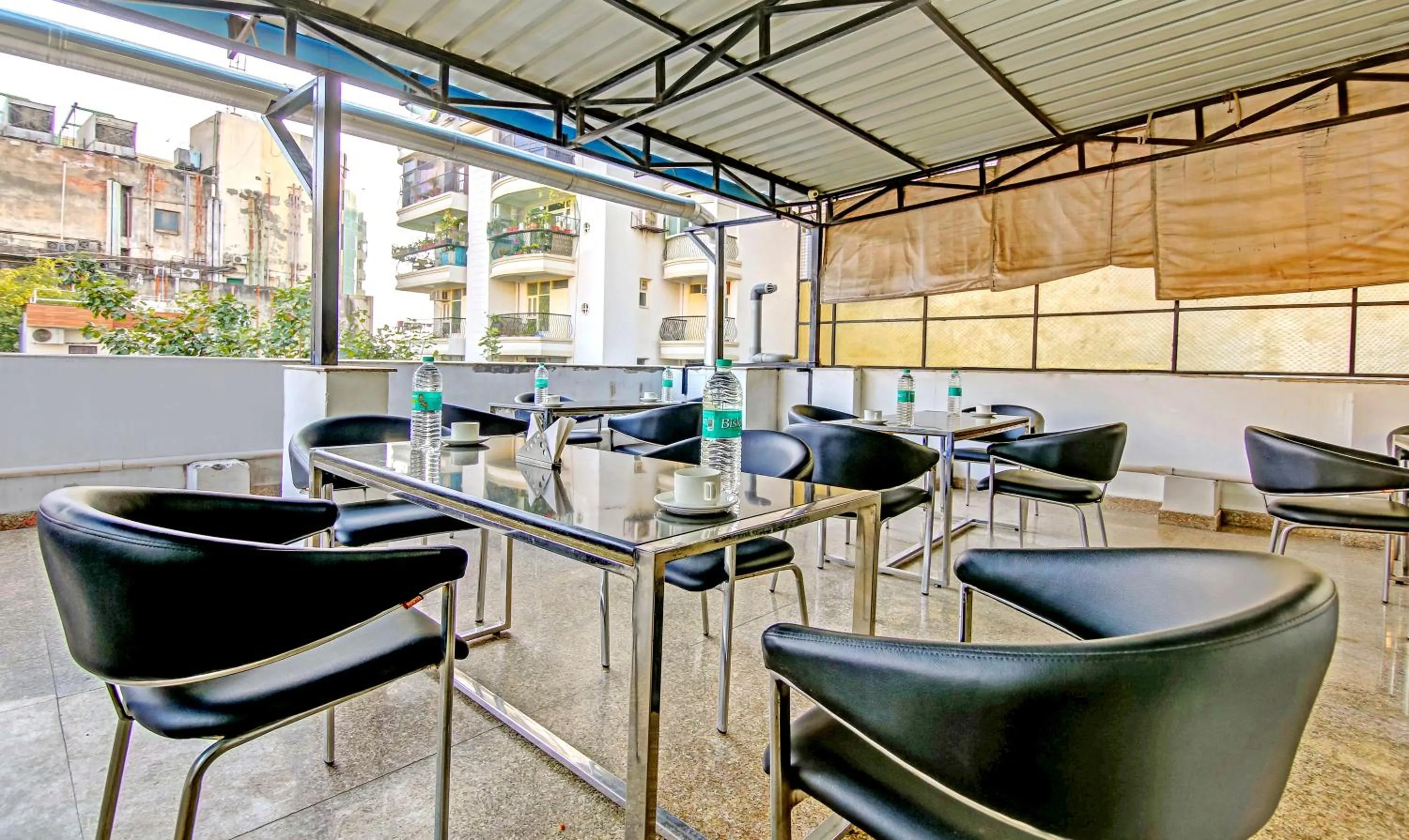 Restaurant/places to eat in Treebo Sai Village Gold Souk - Sec 43