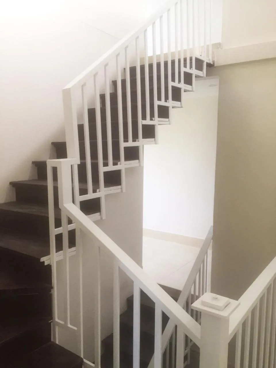 Restaurant/places to eat in B Stay Hotel