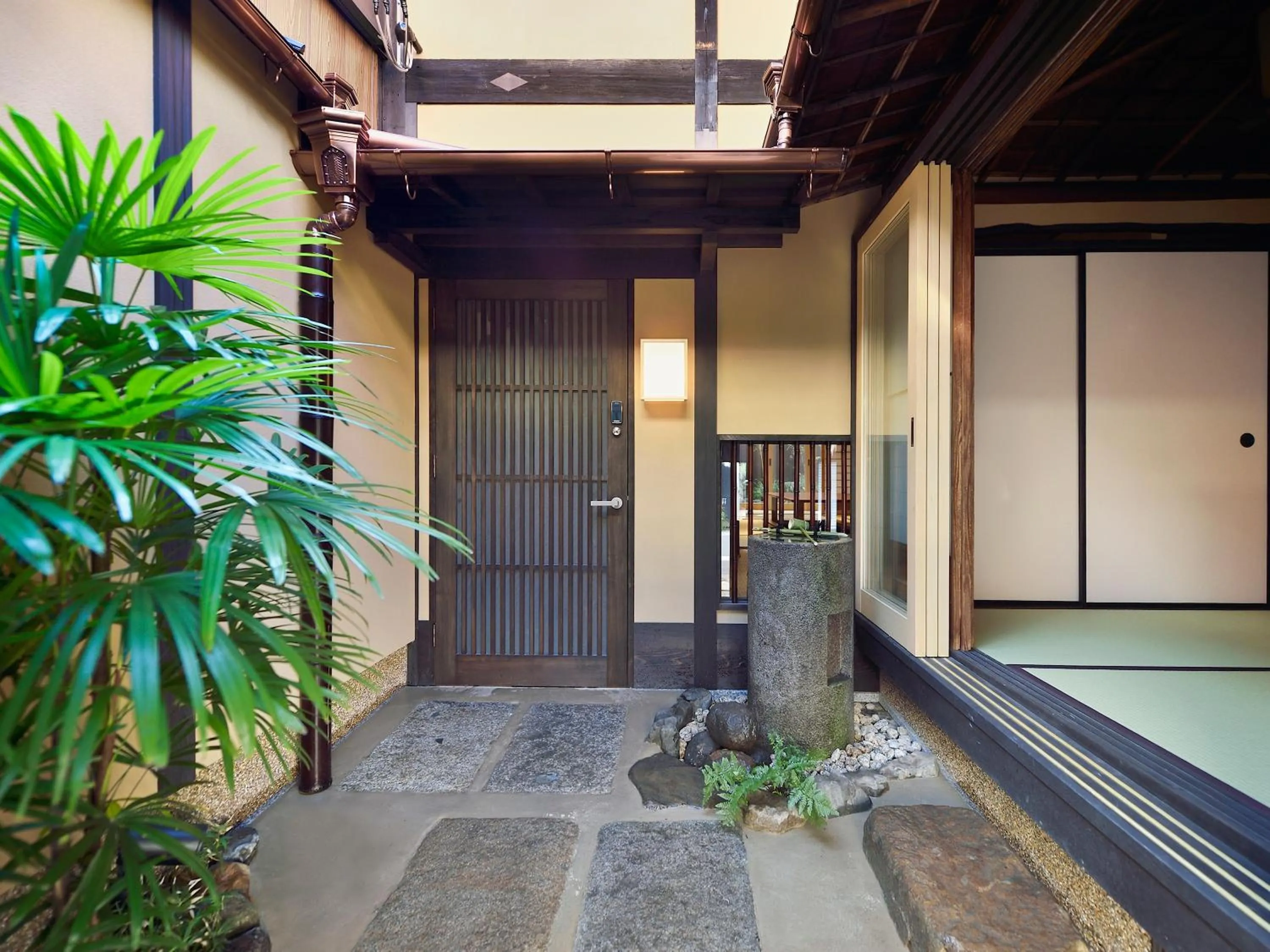 Facade/entrance in Kyo no Ondokoro Gokomachi Ebisugawa #3