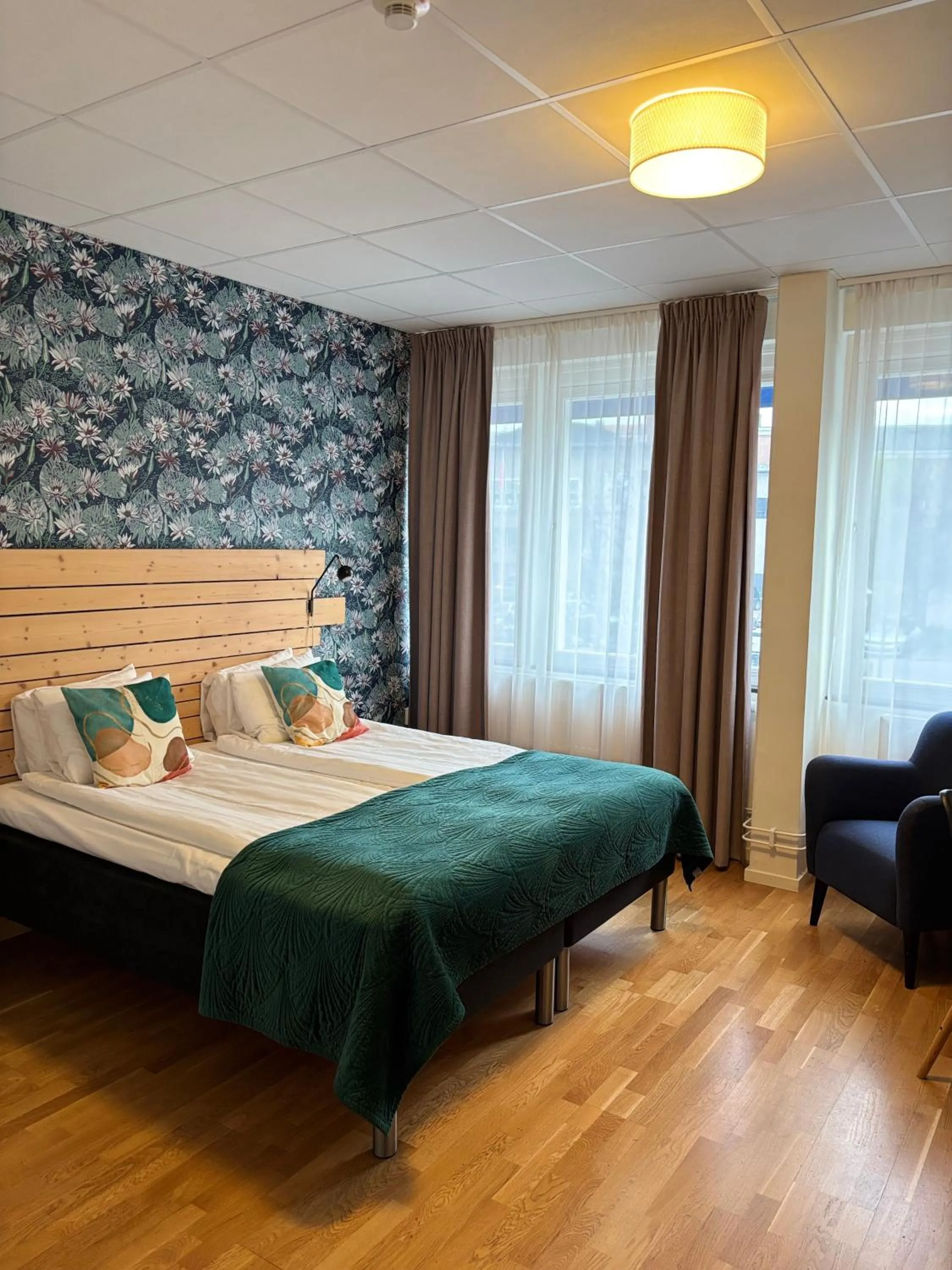 Property building, Bed in Hotel Falun