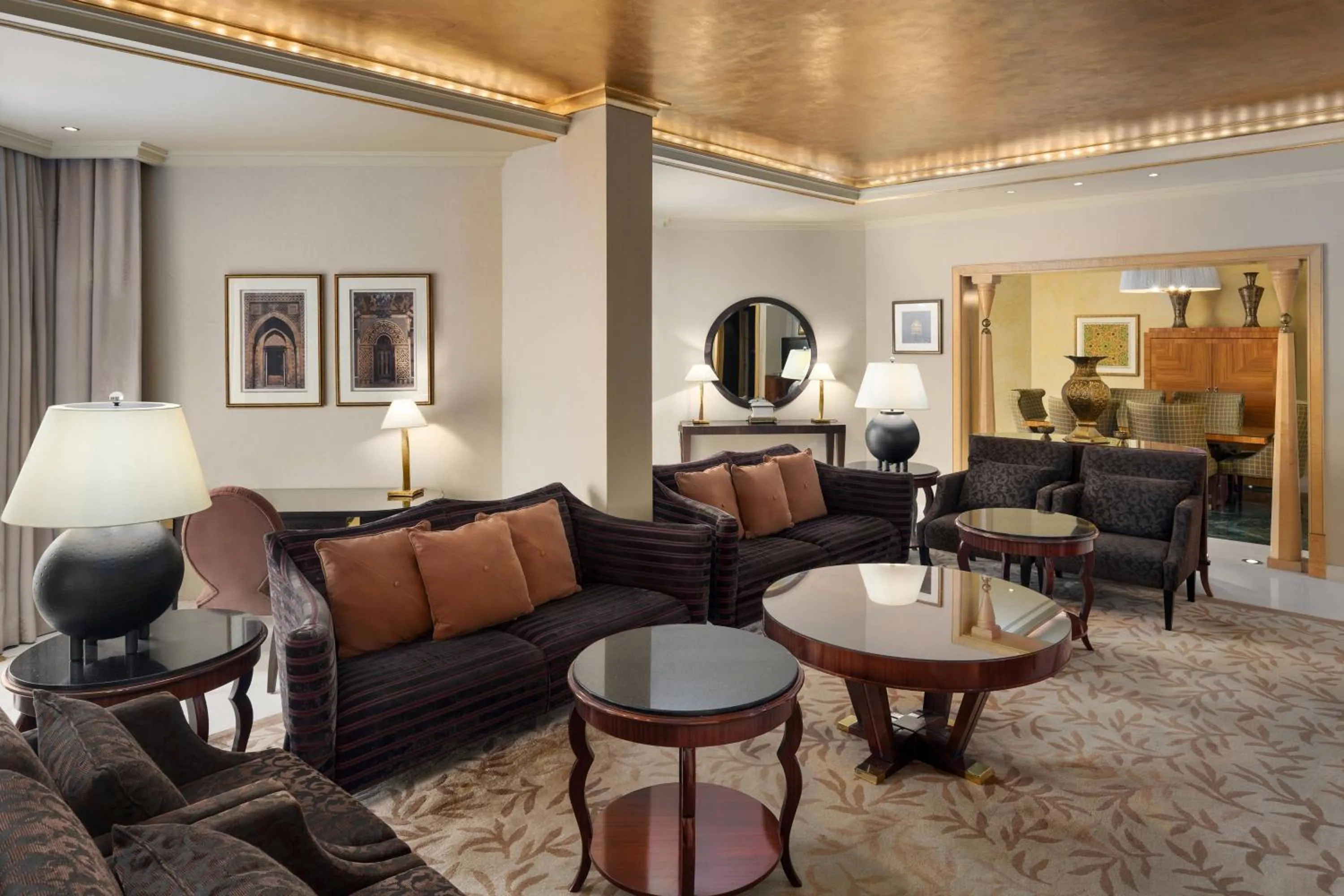 Living room in Sheraton Dammam Hotel & Convention Centre