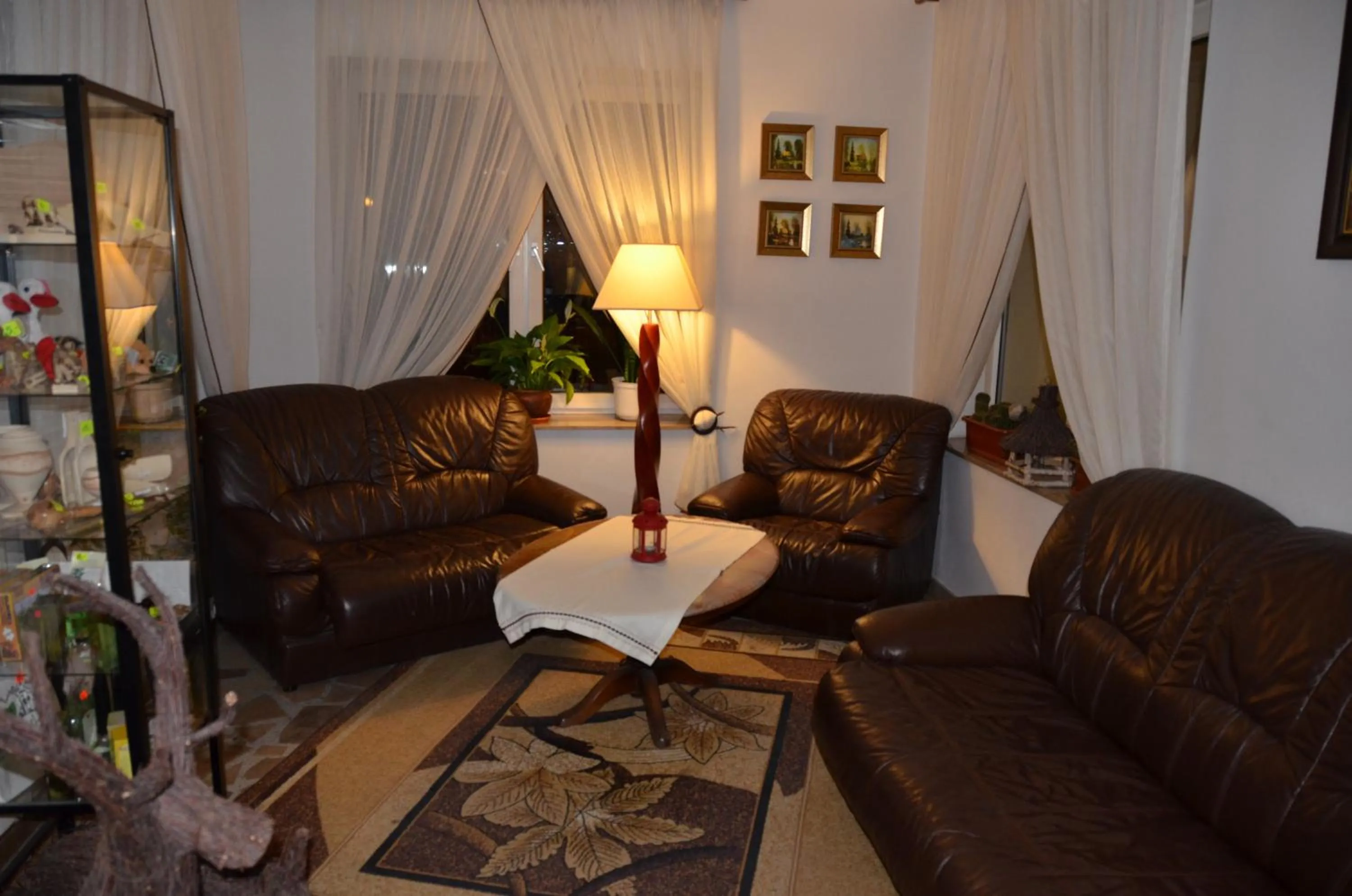 Lobby or reception in Zajazd Wrota Lasu
