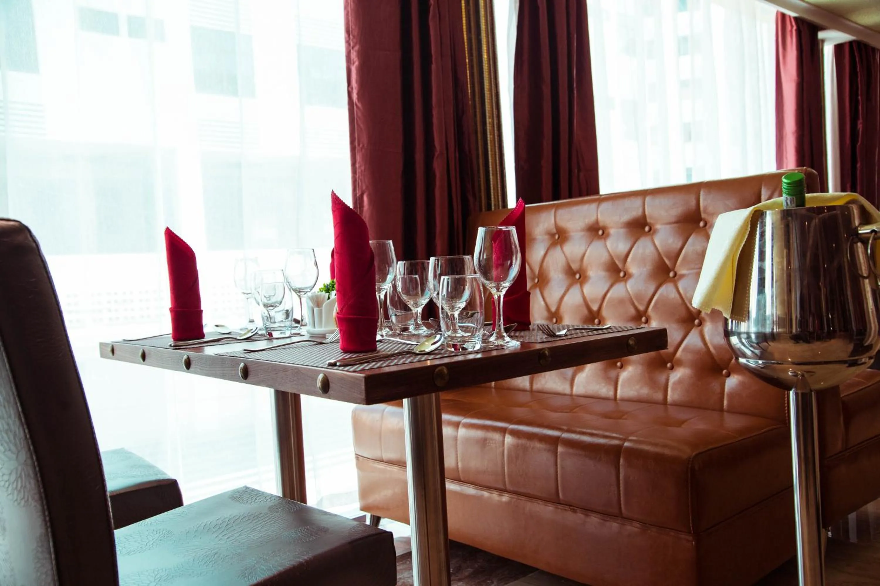 Restaurant/places to eat in Tiffany Diamond Hotels LTD - Makunganya