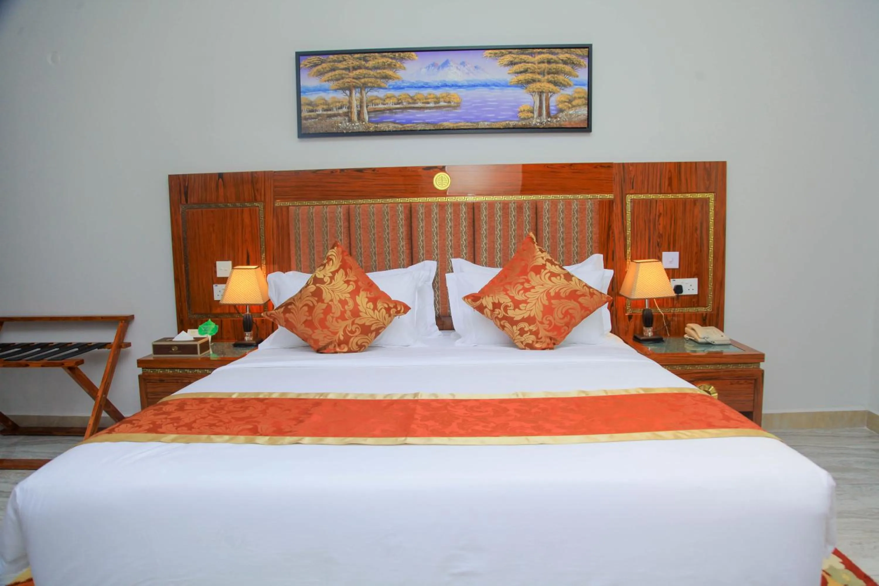 Bed in Tiffany Diamond Hotels LTD - Makunganya