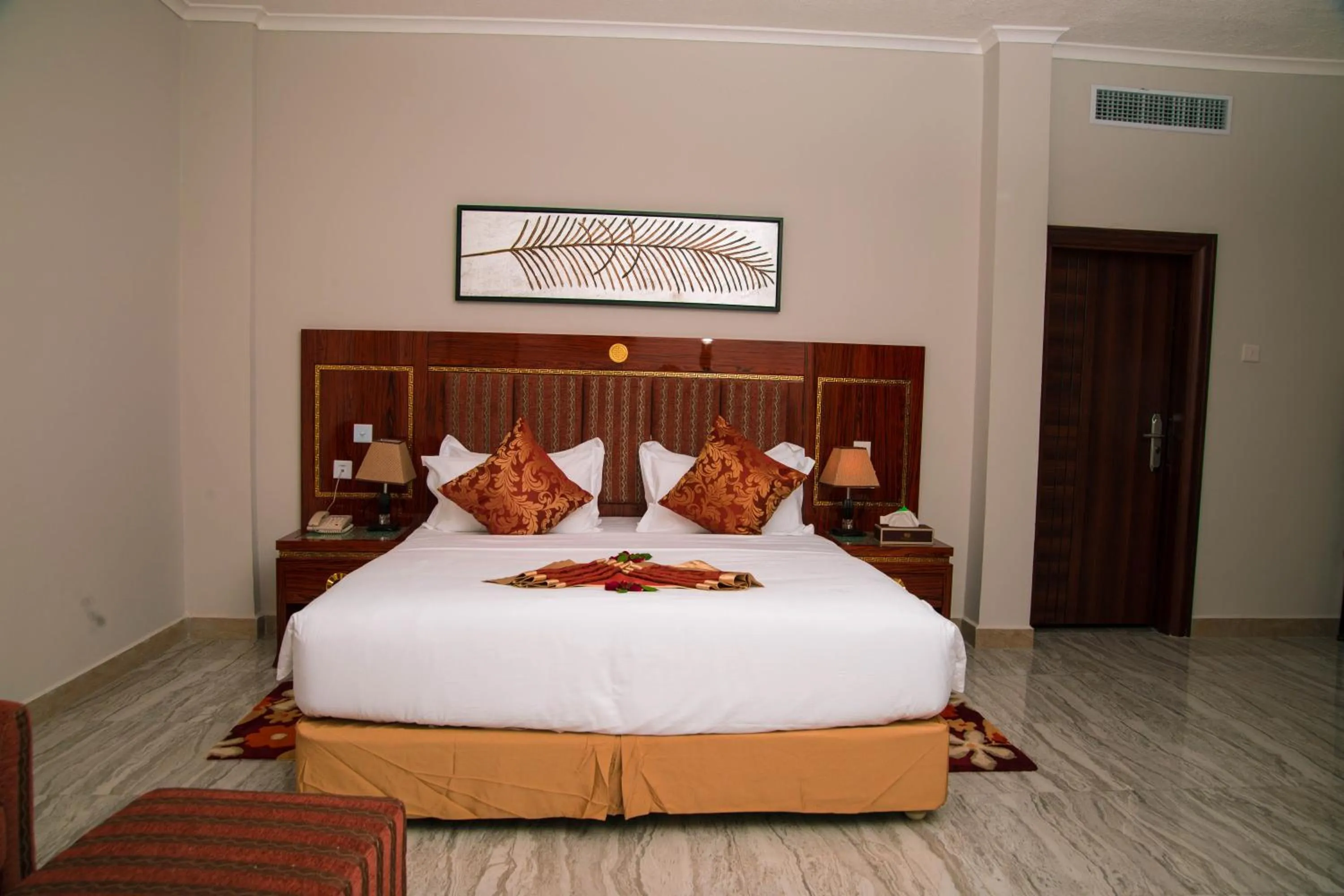 Bed in Tiffany Diamond Hotels LTD - Makunganya