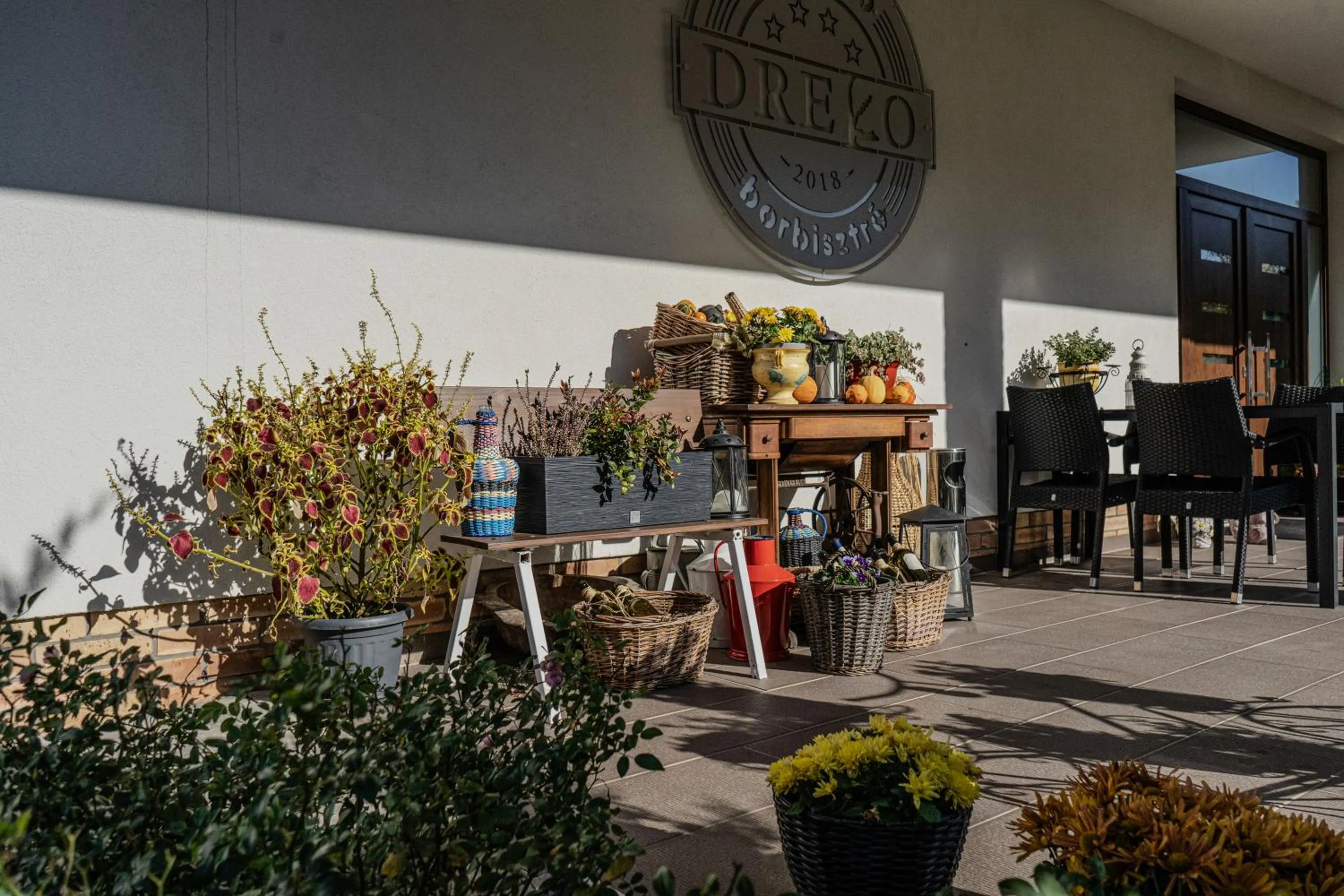 Facade/entrance in Dreko Panzió & Borbisztró