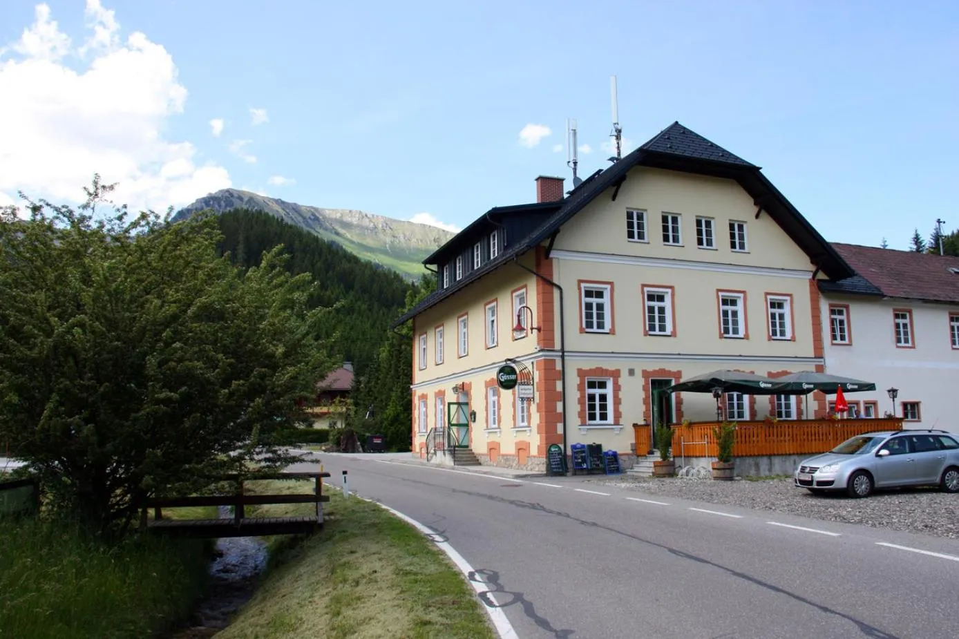 Property building in Altenbergerhof