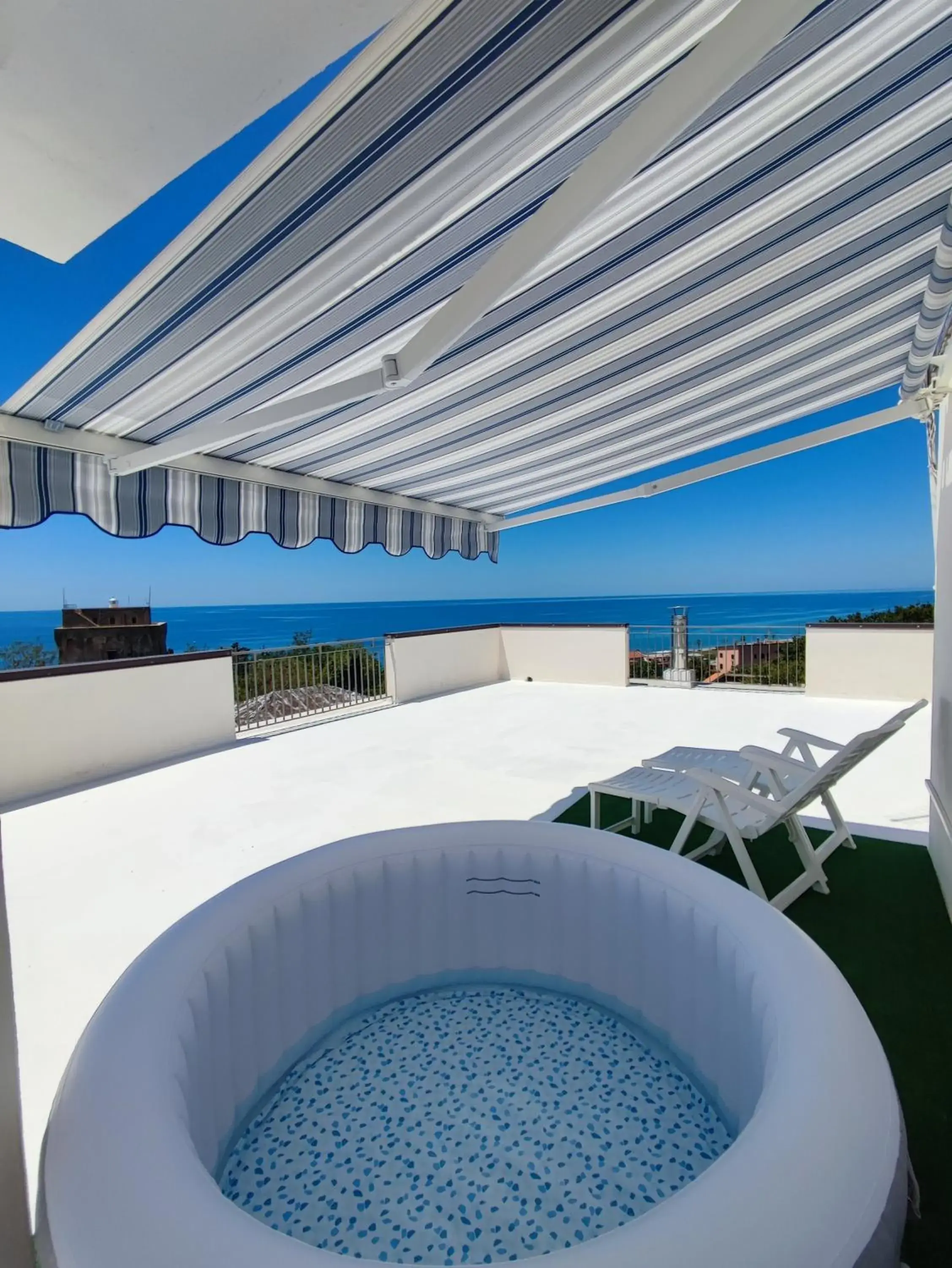 Una Terrazza sul Mare The Lighthouse Una Terrazza sul Mare The Lighthouse