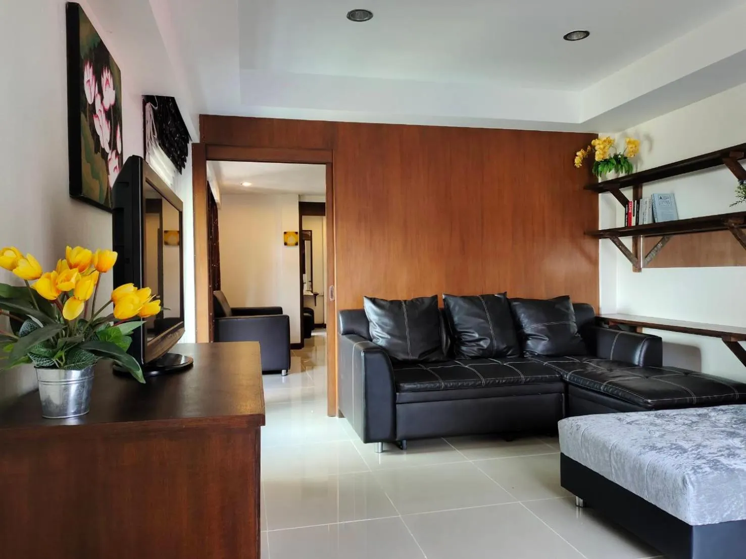 Living room in Ban Kong Rao Guesthouse