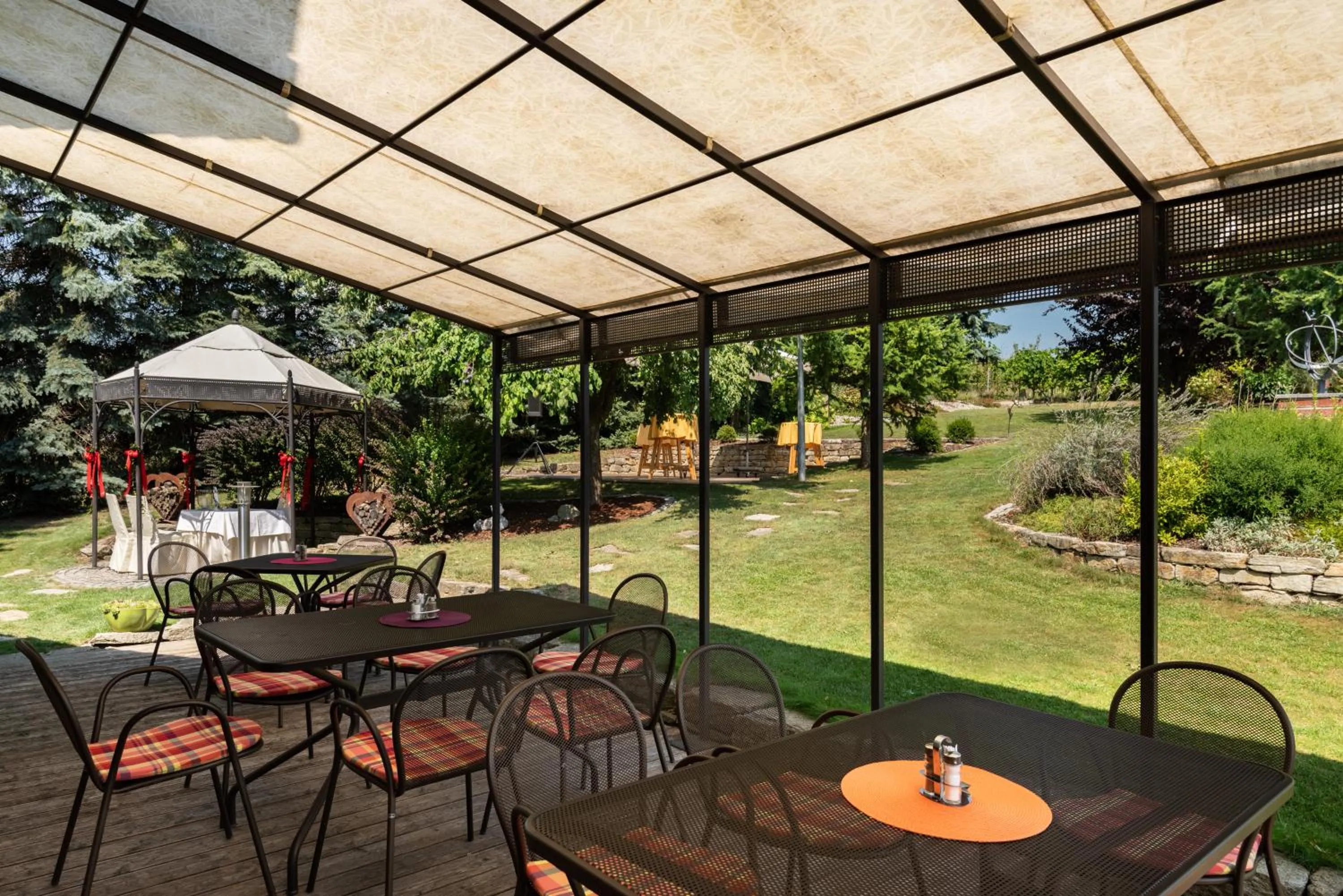 Property building in Hotel Gasthof Seeland