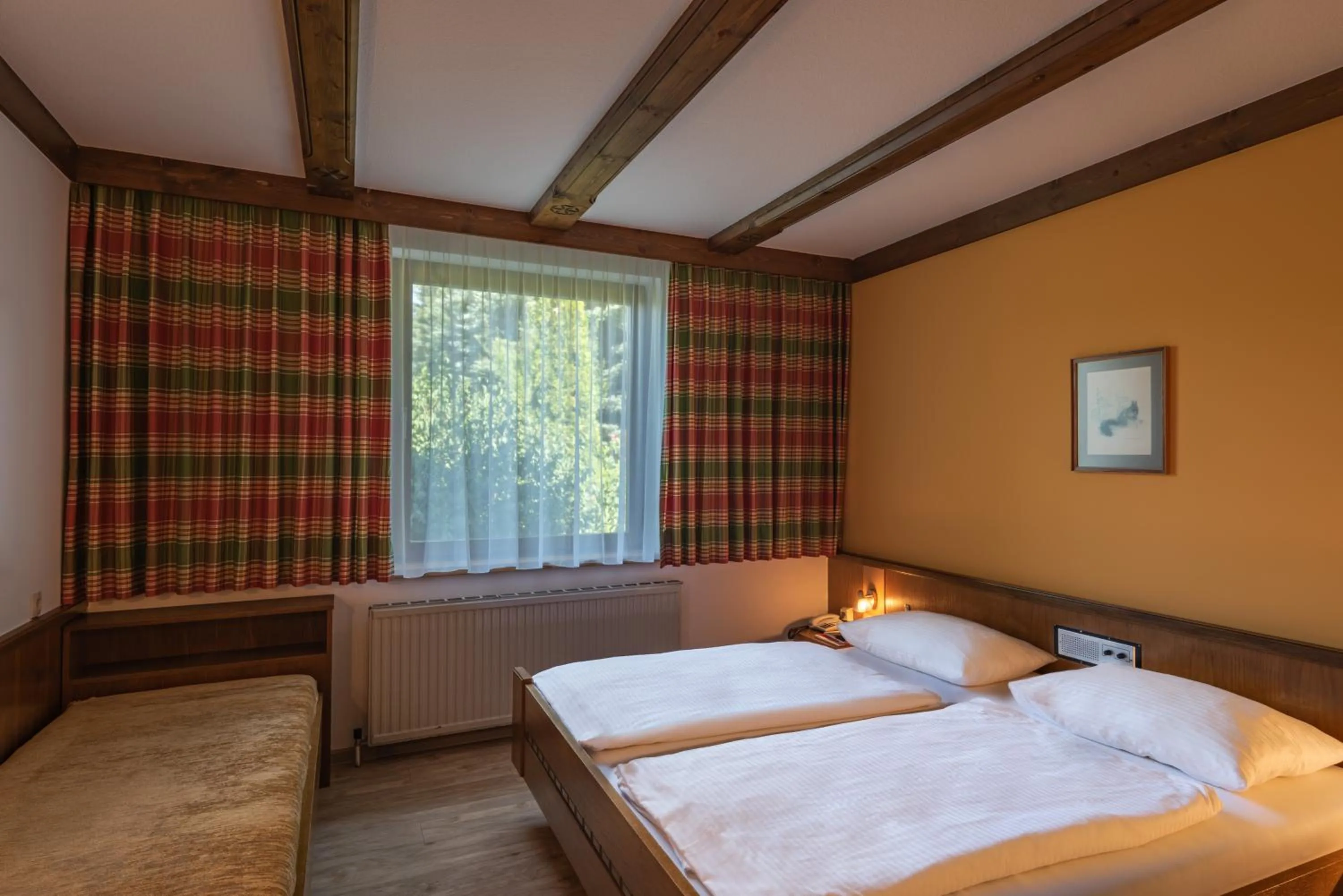 Property building, Bed in Hotel Gasthof Seeland