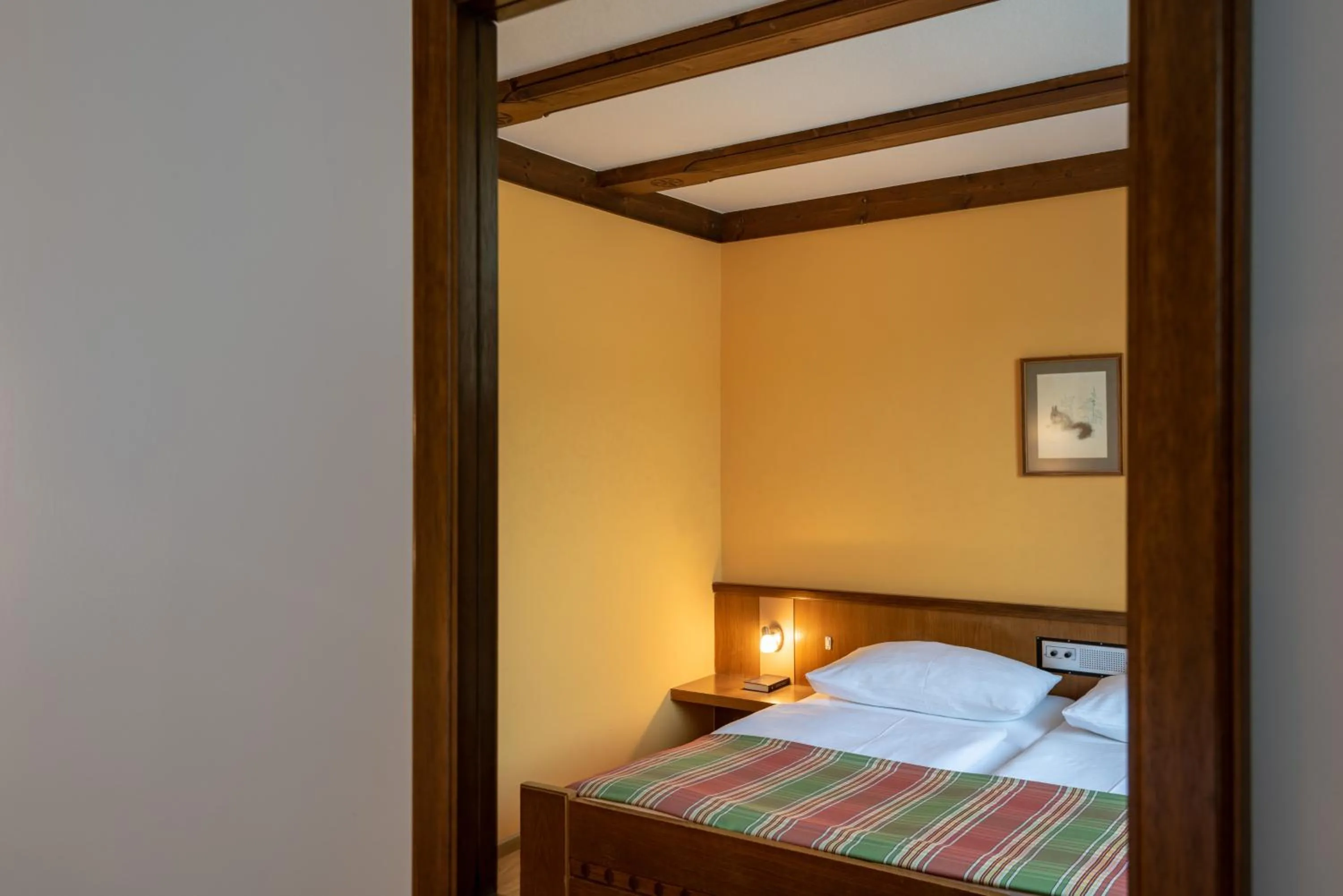 Property building, Bed in Hotel Gasthof Seeland
