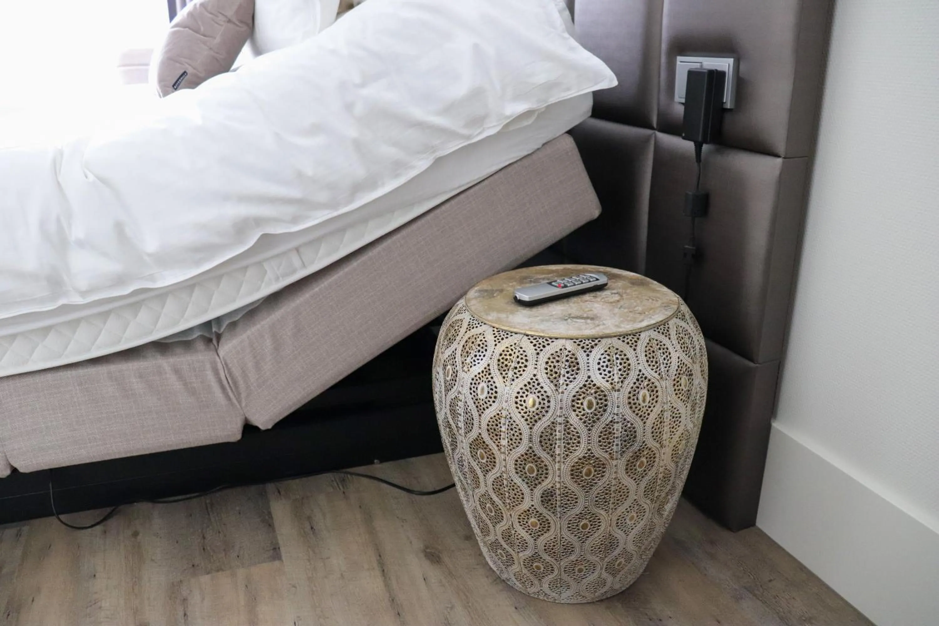 Bathroom, Bed in Fruitpark Hotel & Spa