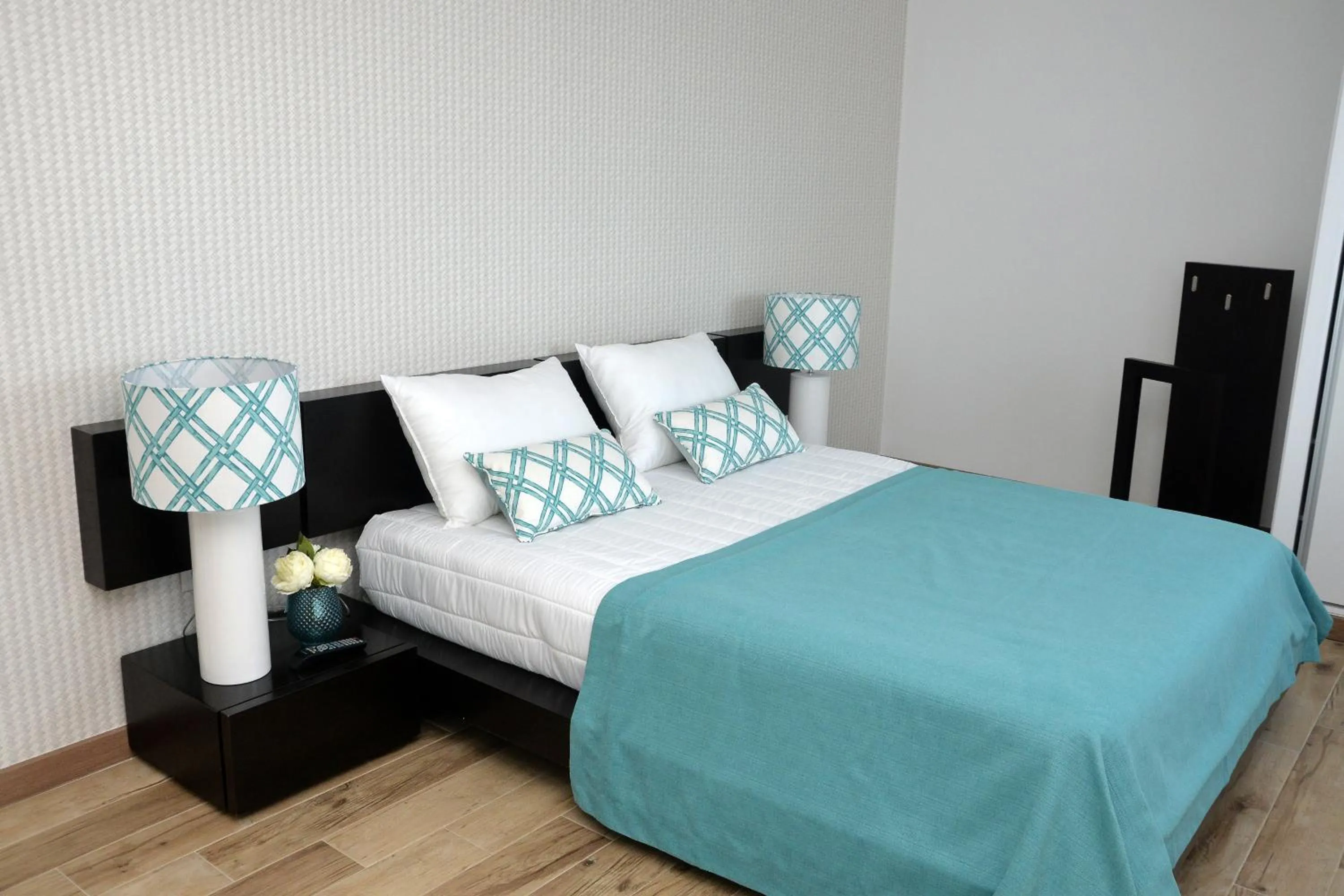 Bedroom, Bed in Quinta da Pontinha