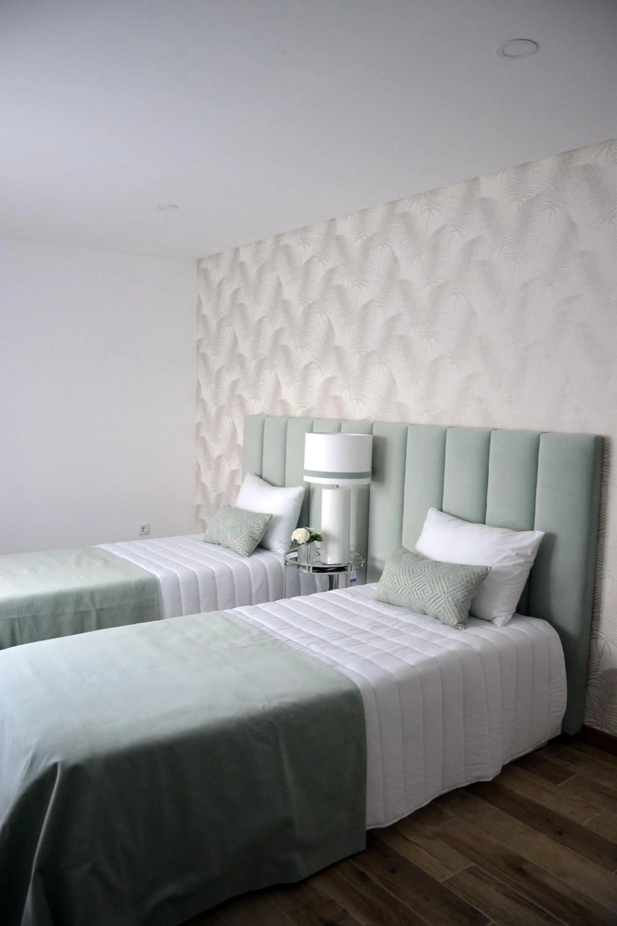 Bed in Quinta da Pontinha