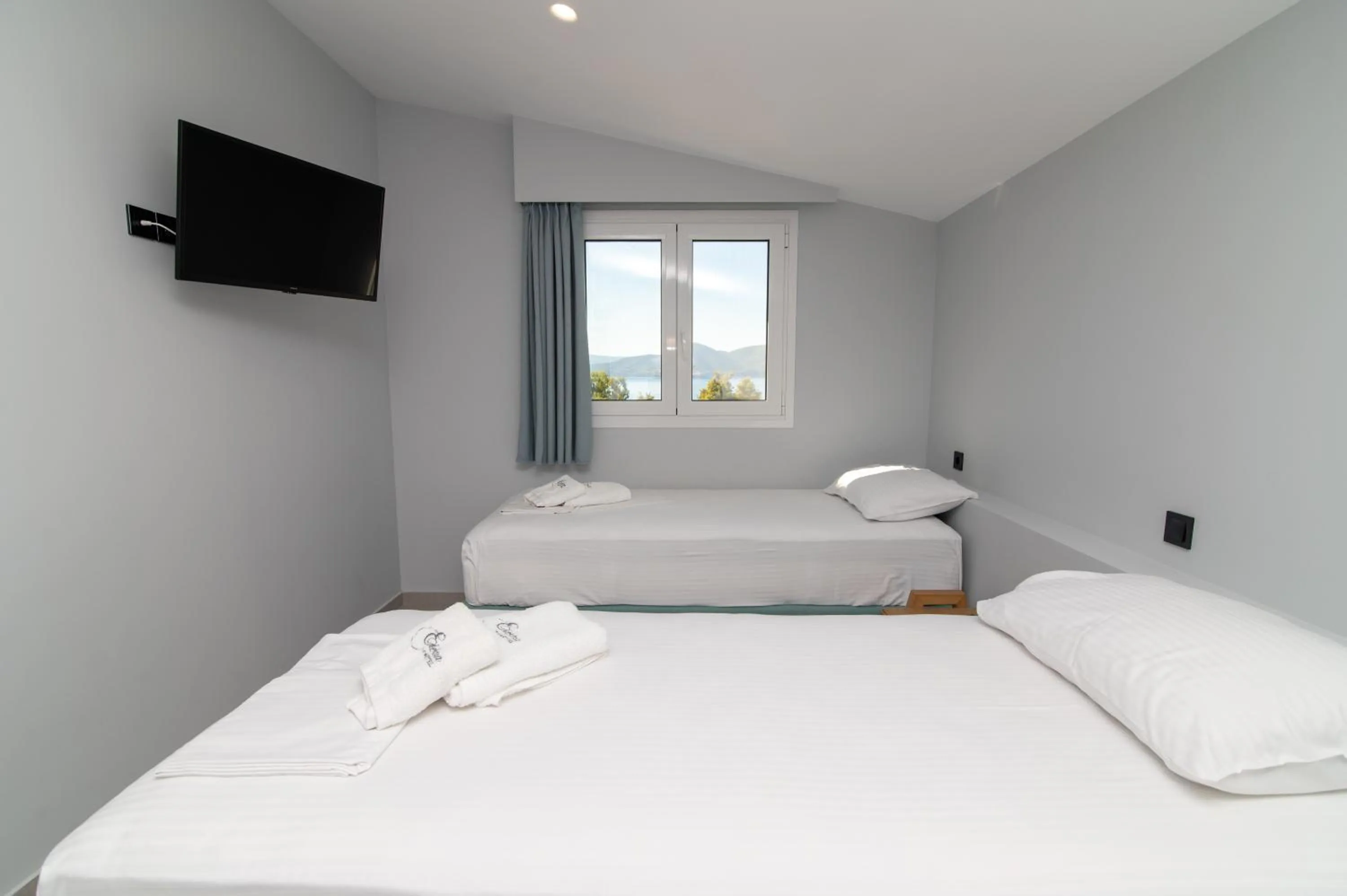 Bed in Elektra Hotel