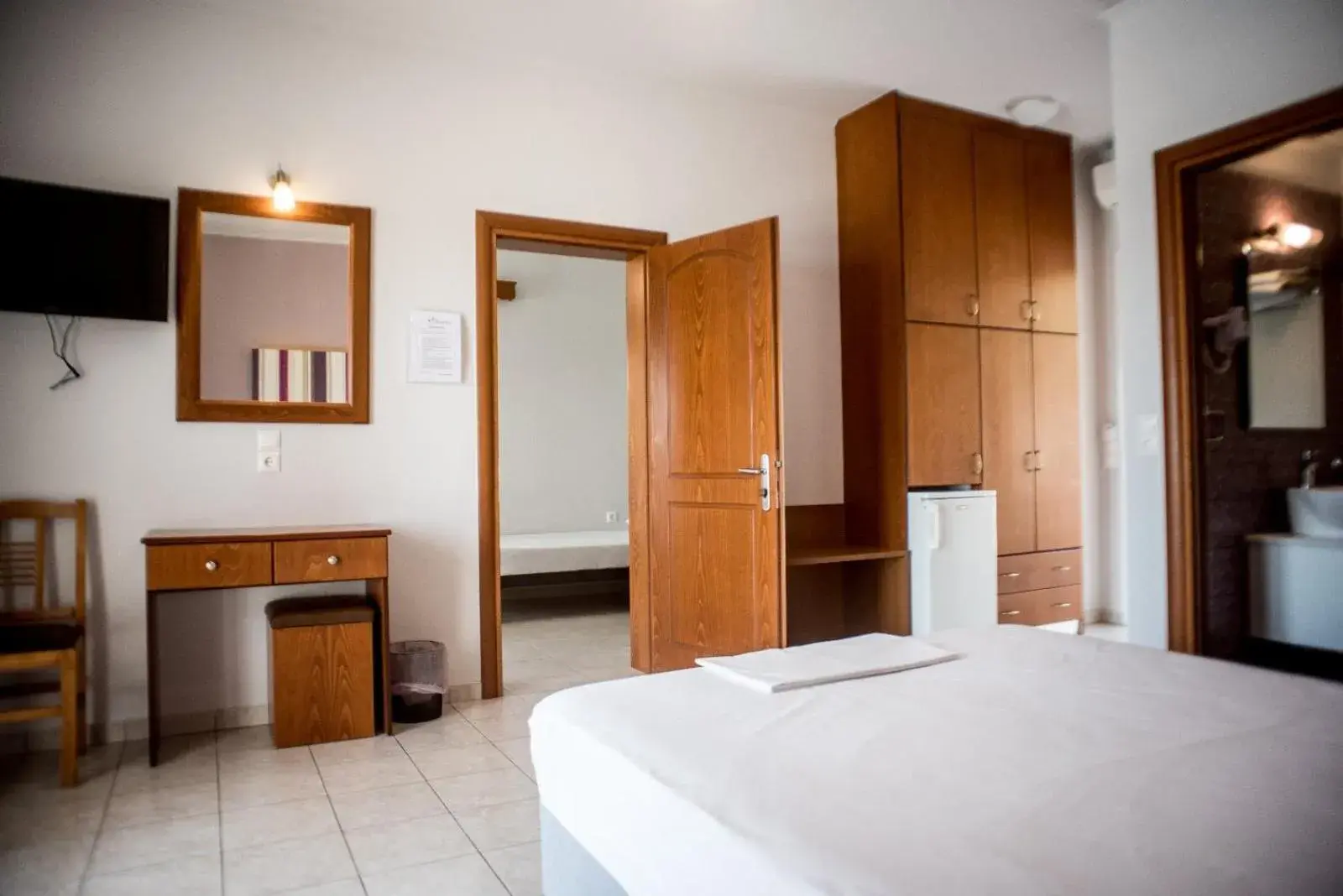 Quadruple Room with Sea View in Elektra Hotel Quadruple Room with Sea View in Elektra Hotel