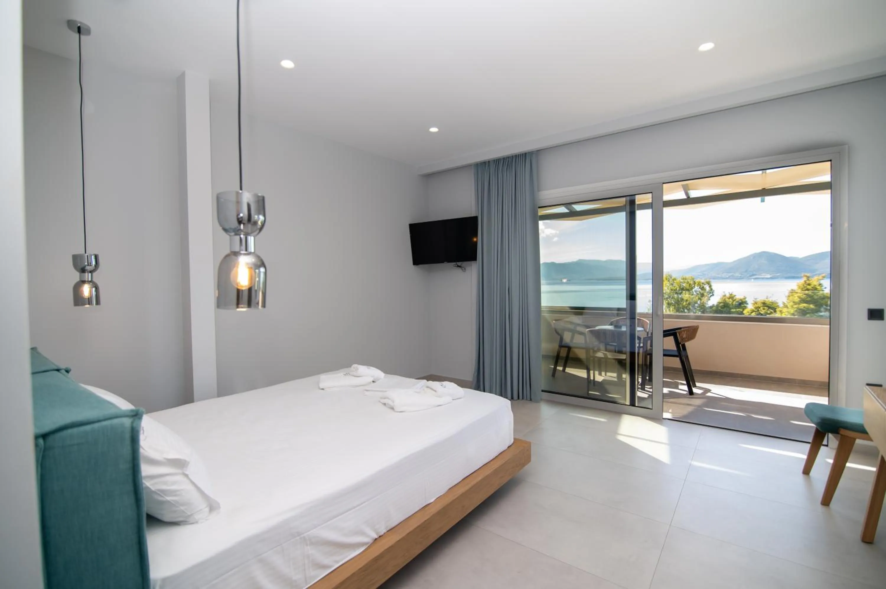 Bed in Elektra Hotel