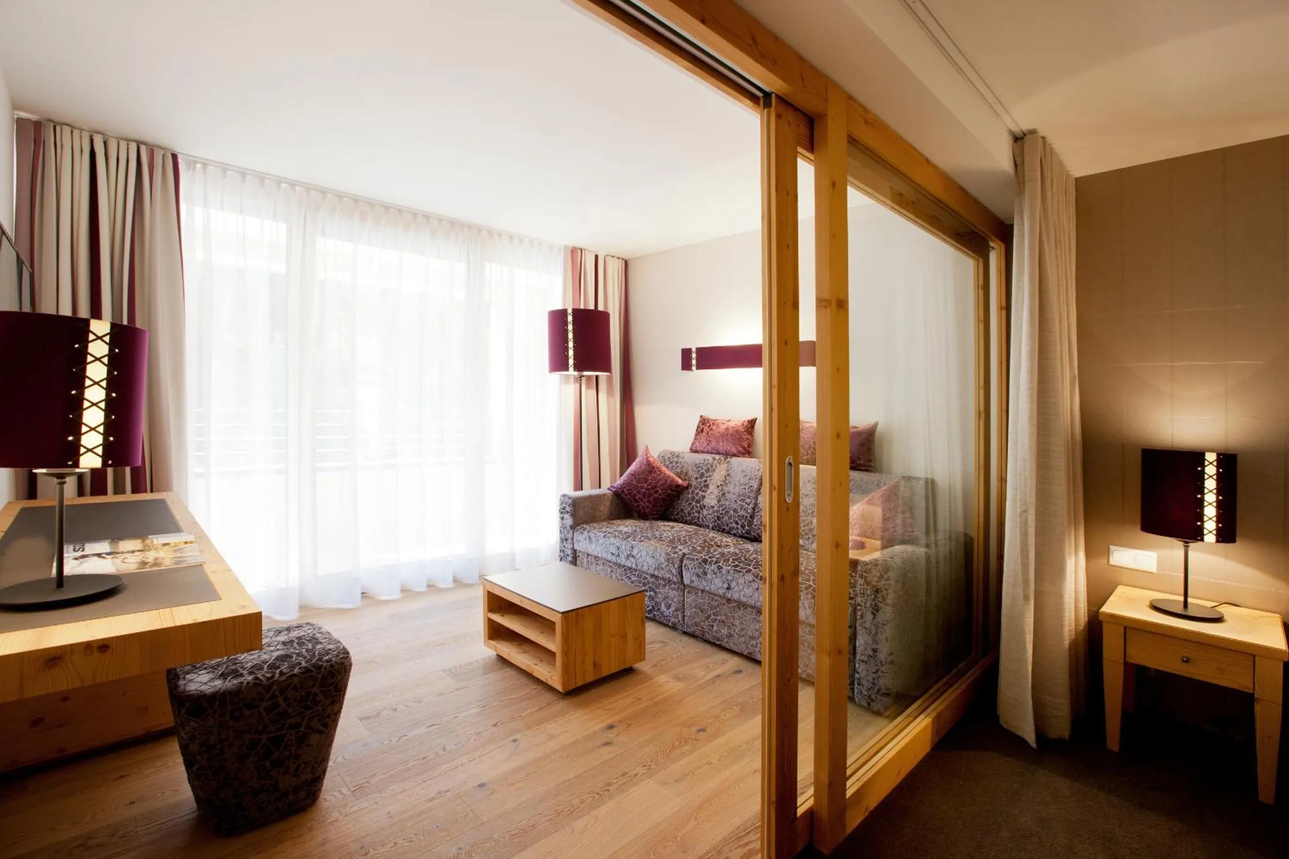 Bed in Hotel Walliserstube