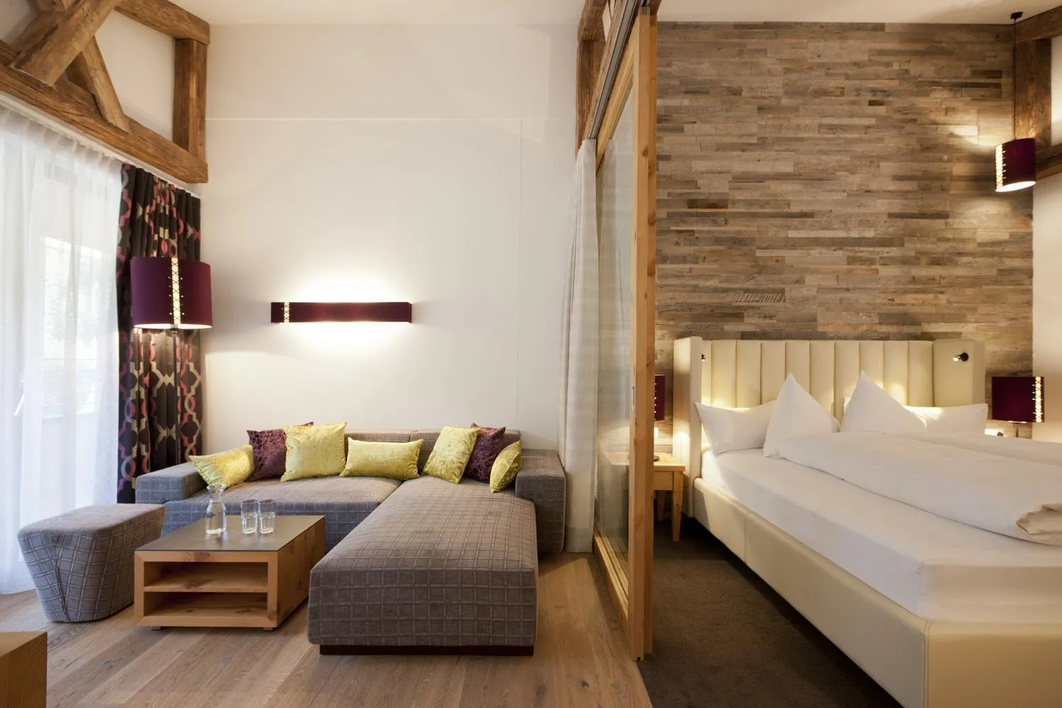Photo of the whole room, Bed in Hotel Walliserstube