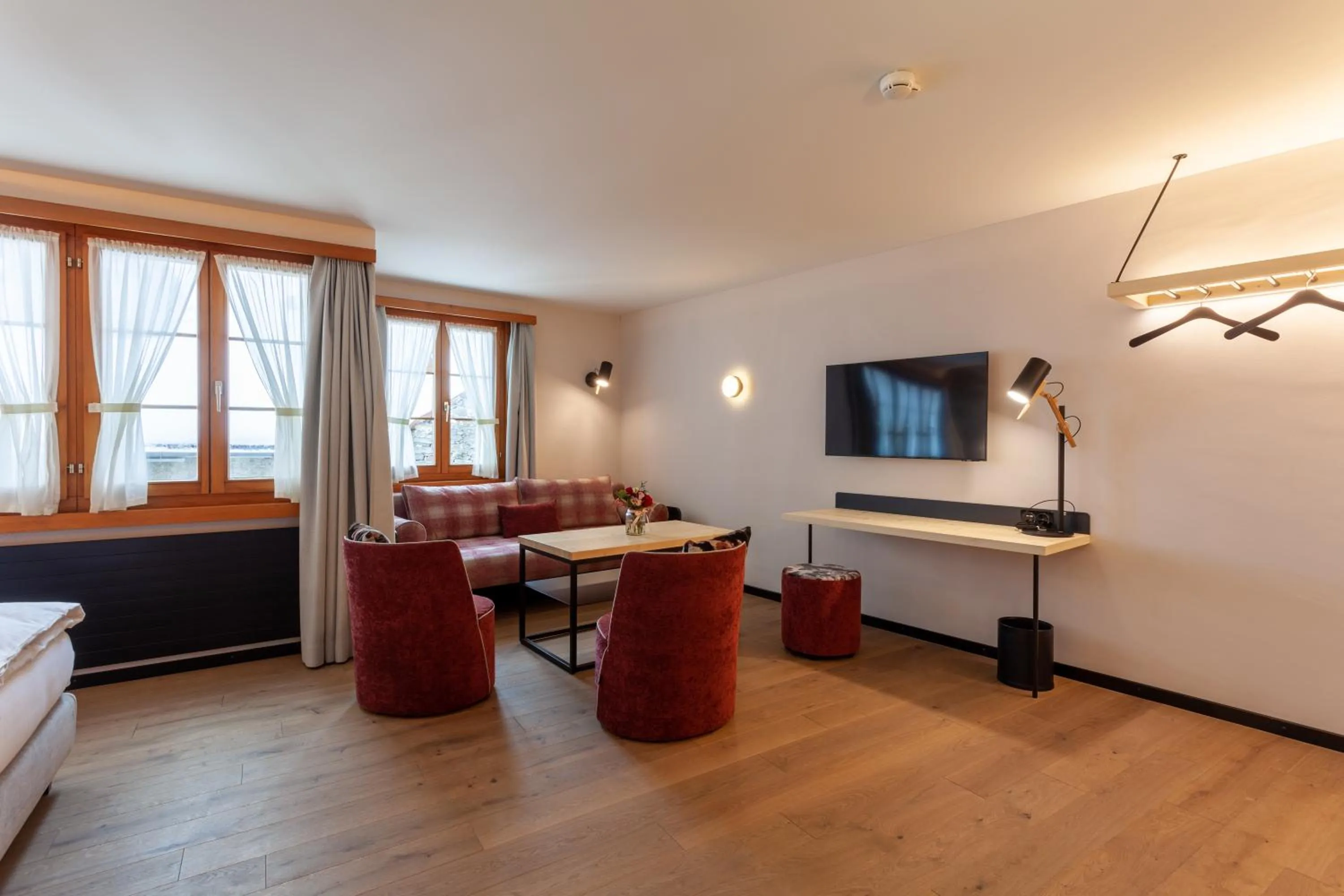 Seating area in Sonne Andermatt Swiss Quality Hotel